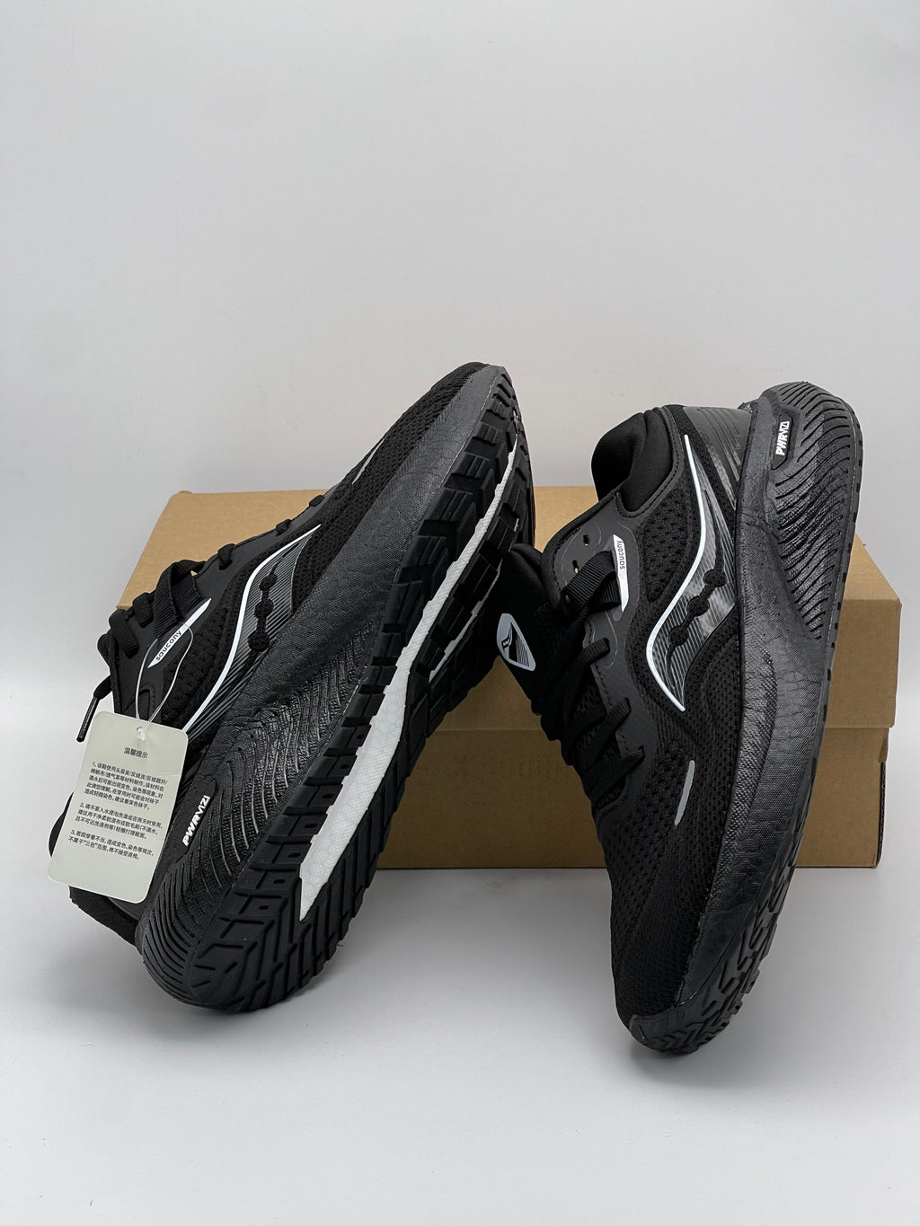 Saucony Endorphin Shift 3