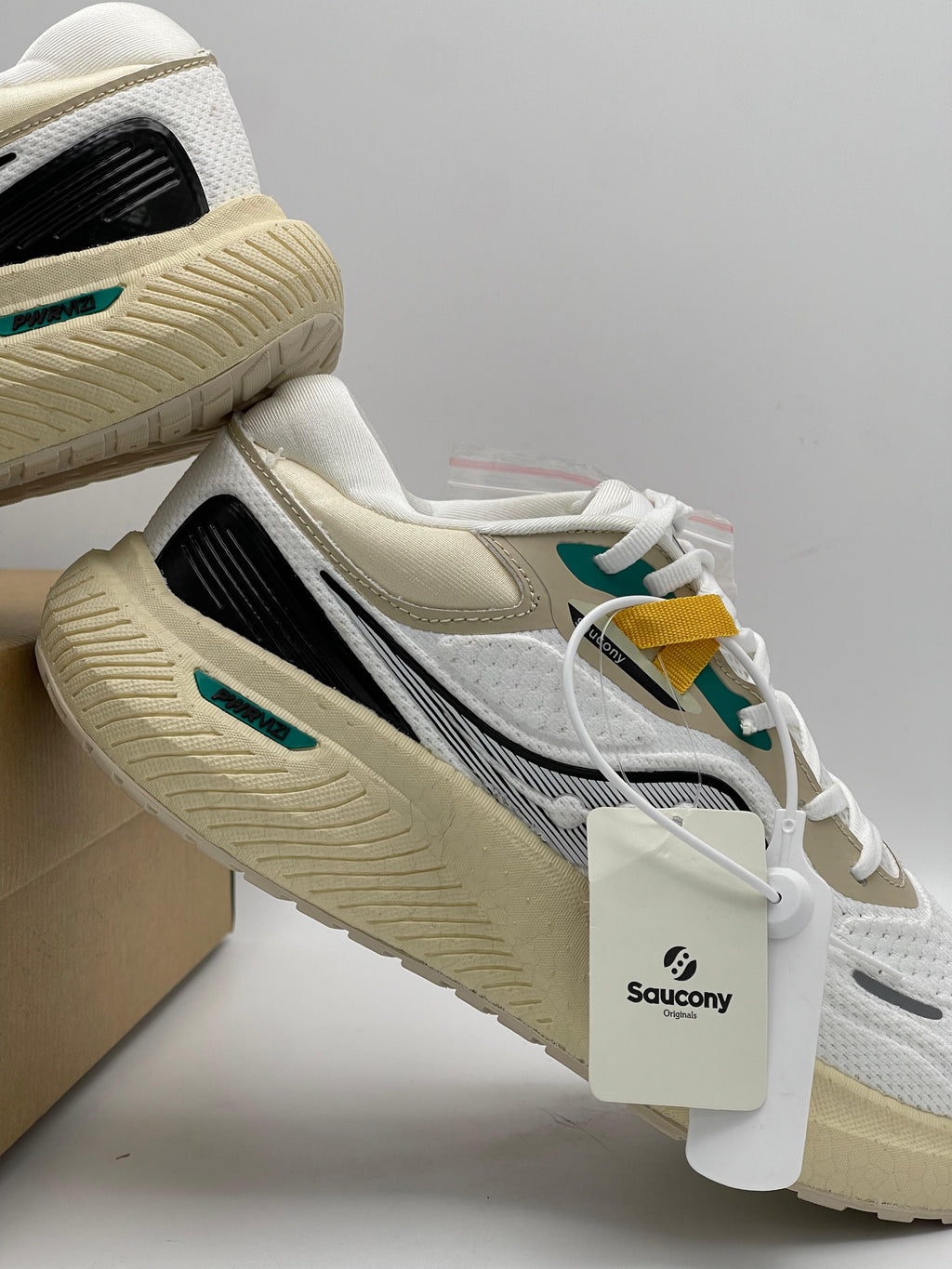 Saucony Freedom Crossport