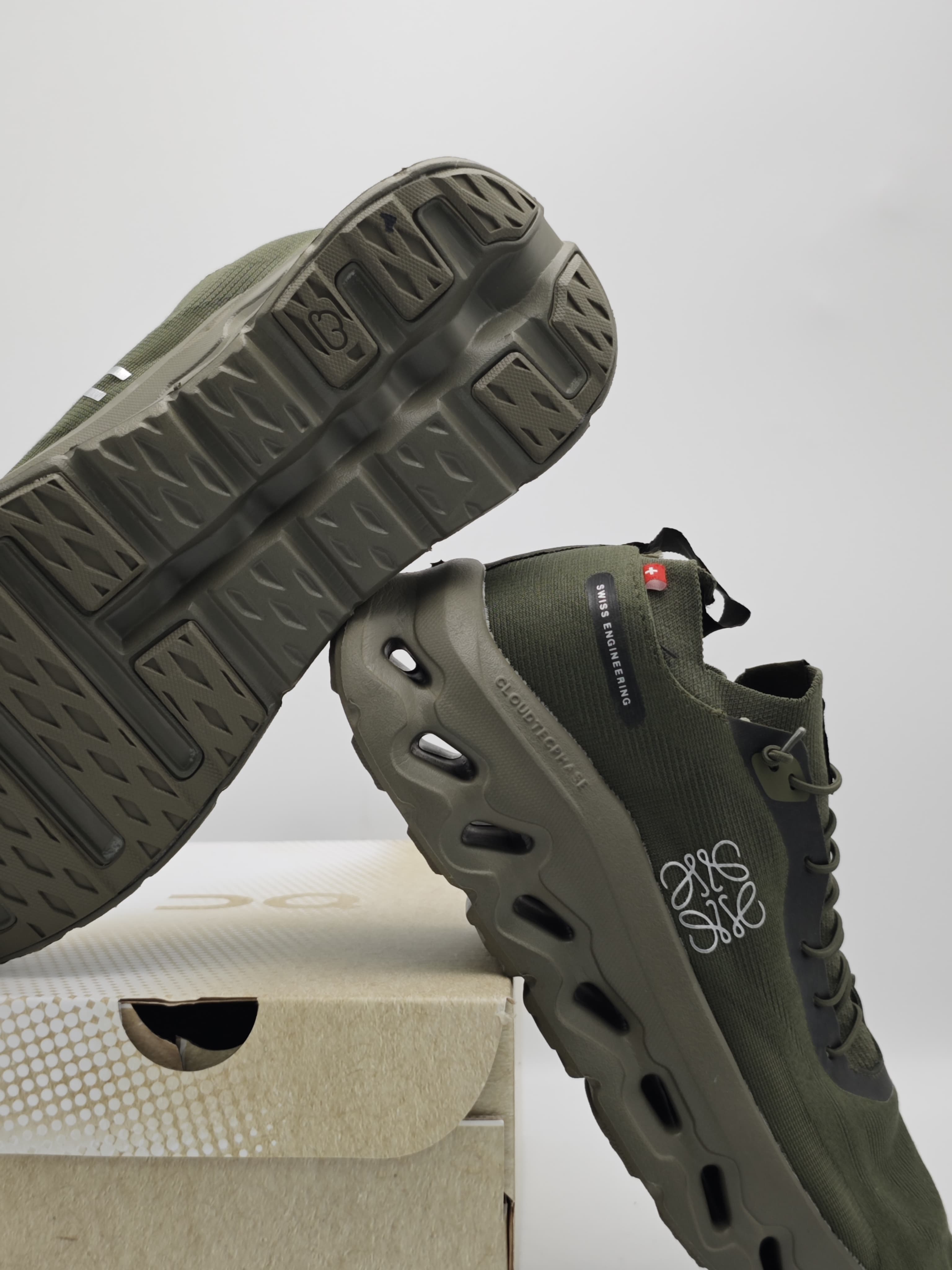 On Cloud x Loewe Cloudmonster