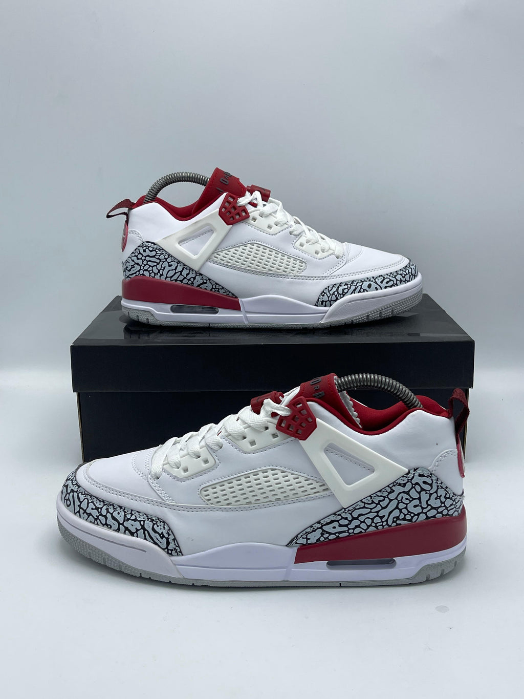 Nike Air Jordan 4 Retro