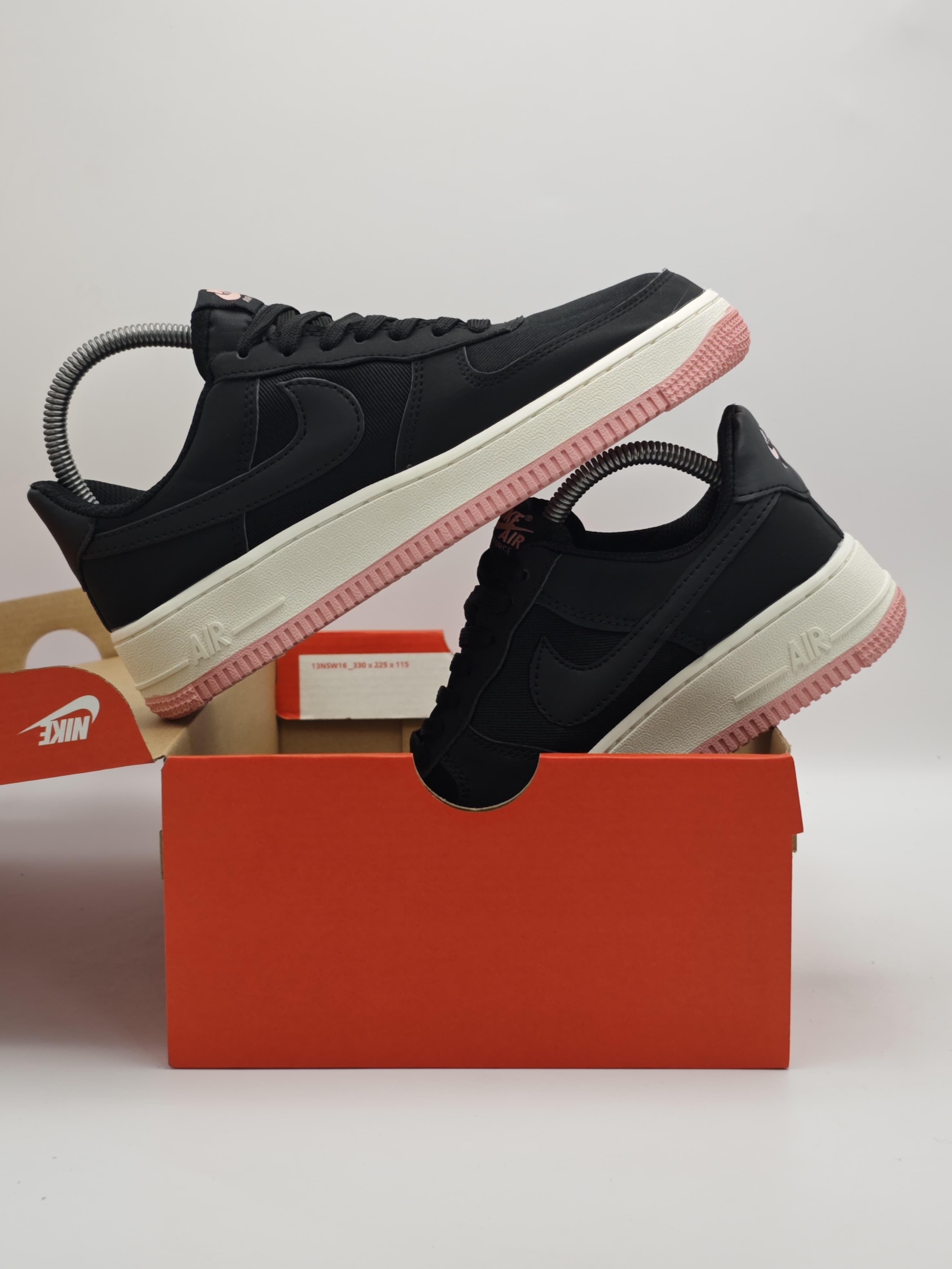 Nike Air Force 1 Low "Black Pink Foam"