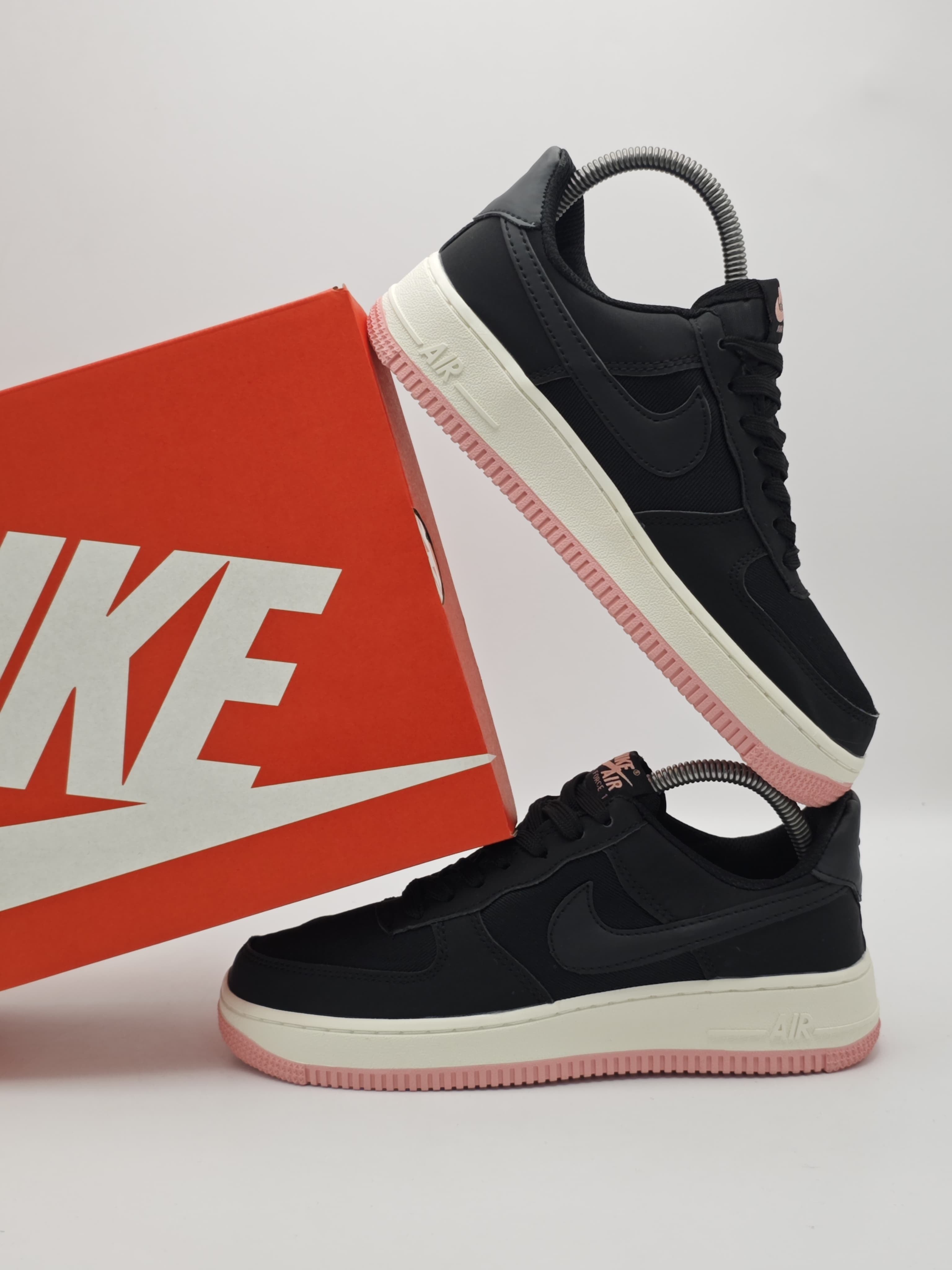 Nike Air Force 1 Low "Black Pink Foam"