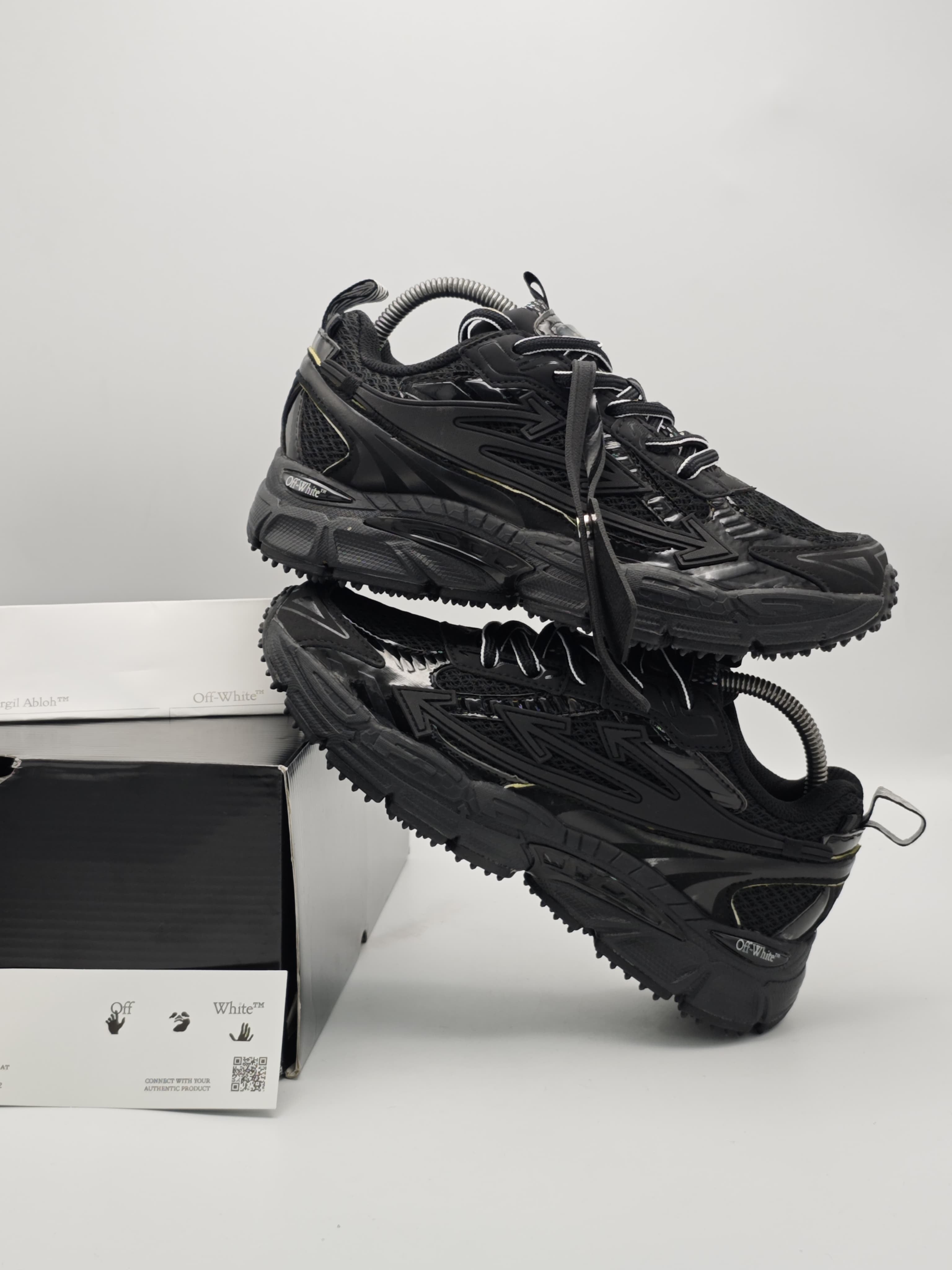 Off-White™ Be Right Back – Triple Black Edition
