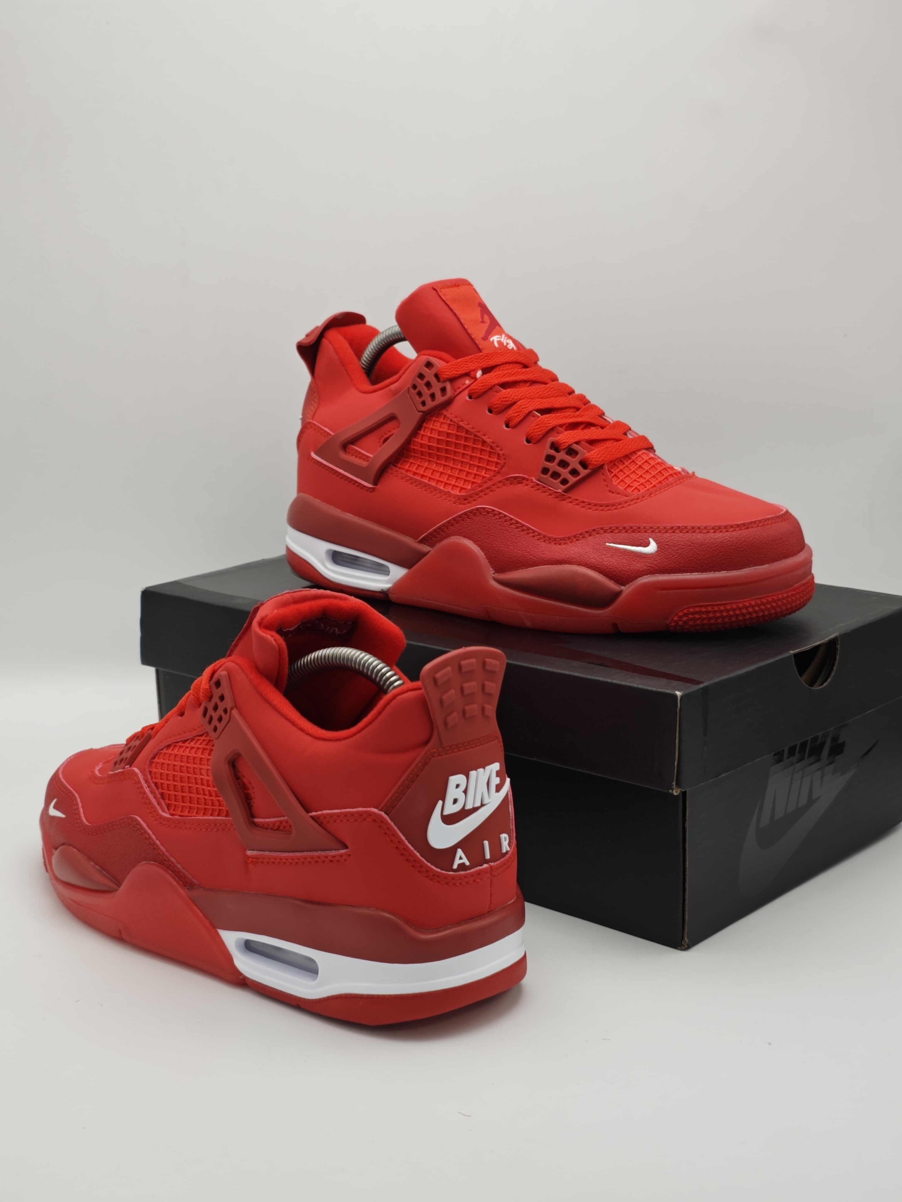 Jordan Retro 4 Red Thunder