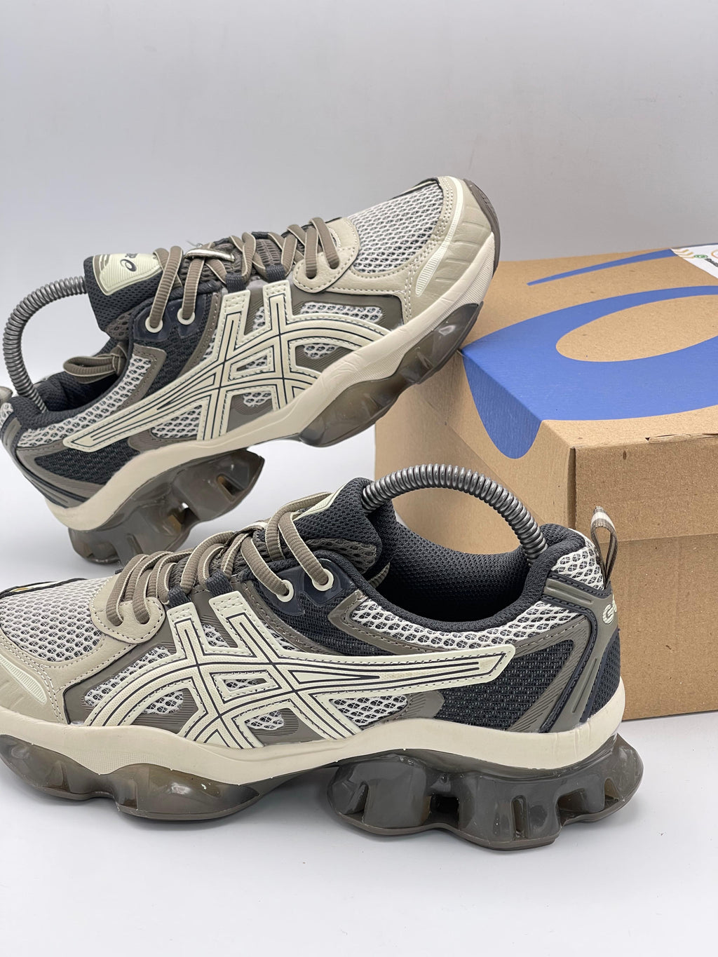 Asics Gel-Quantum 360 Beige/Gris