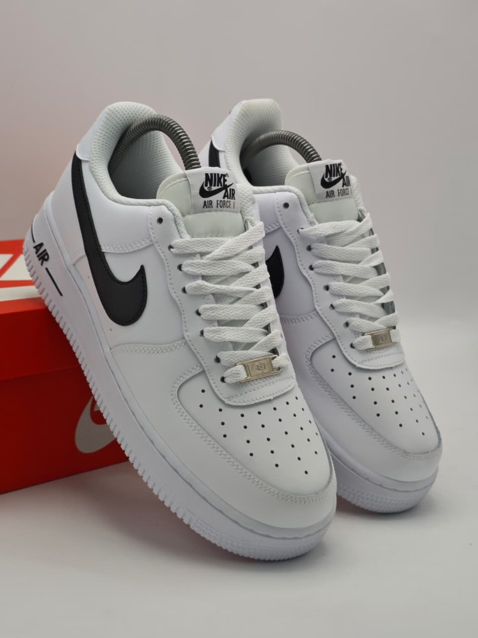 Nike Air Force 1 Low White Black