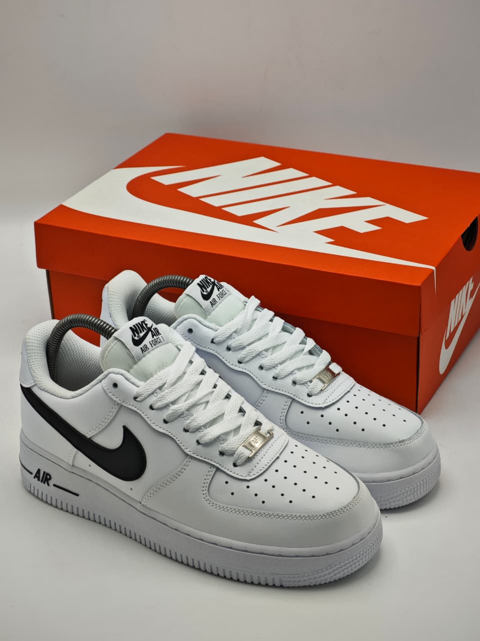 Nike Air Force 1 Low White Black