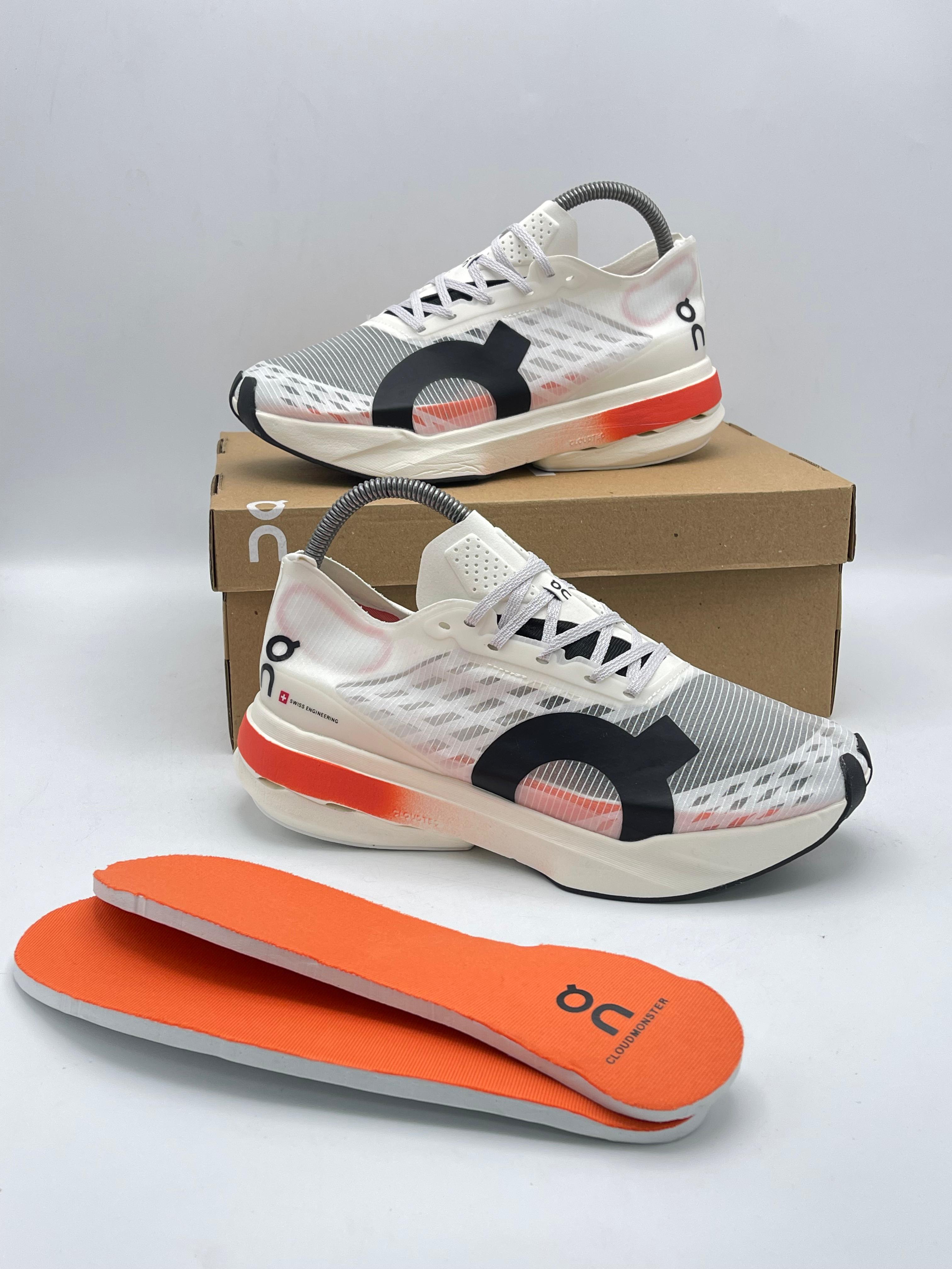 On Cloudboom Echo White Orange