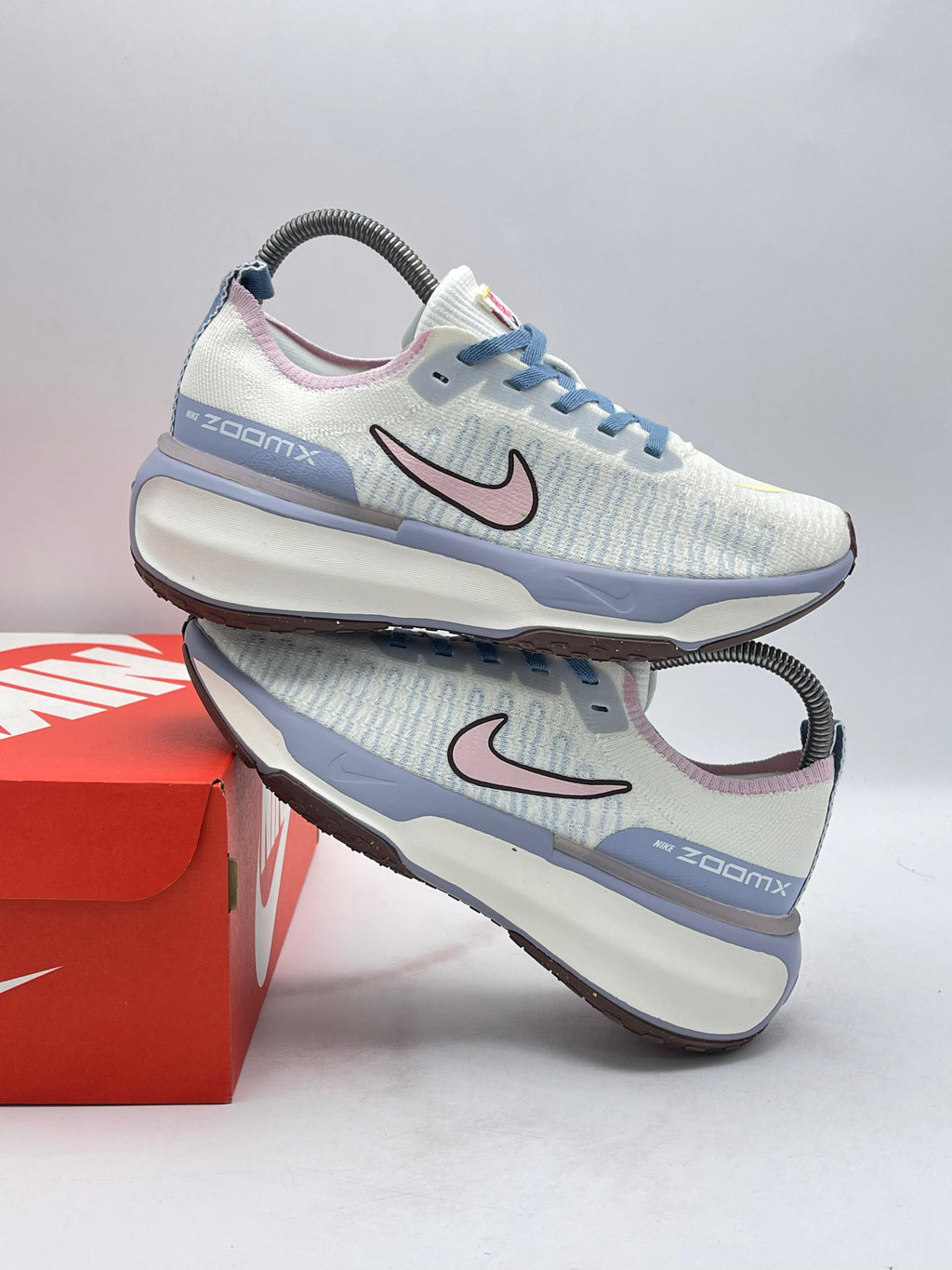 Nike ZoomX Flyknit 3 White Pink Blue