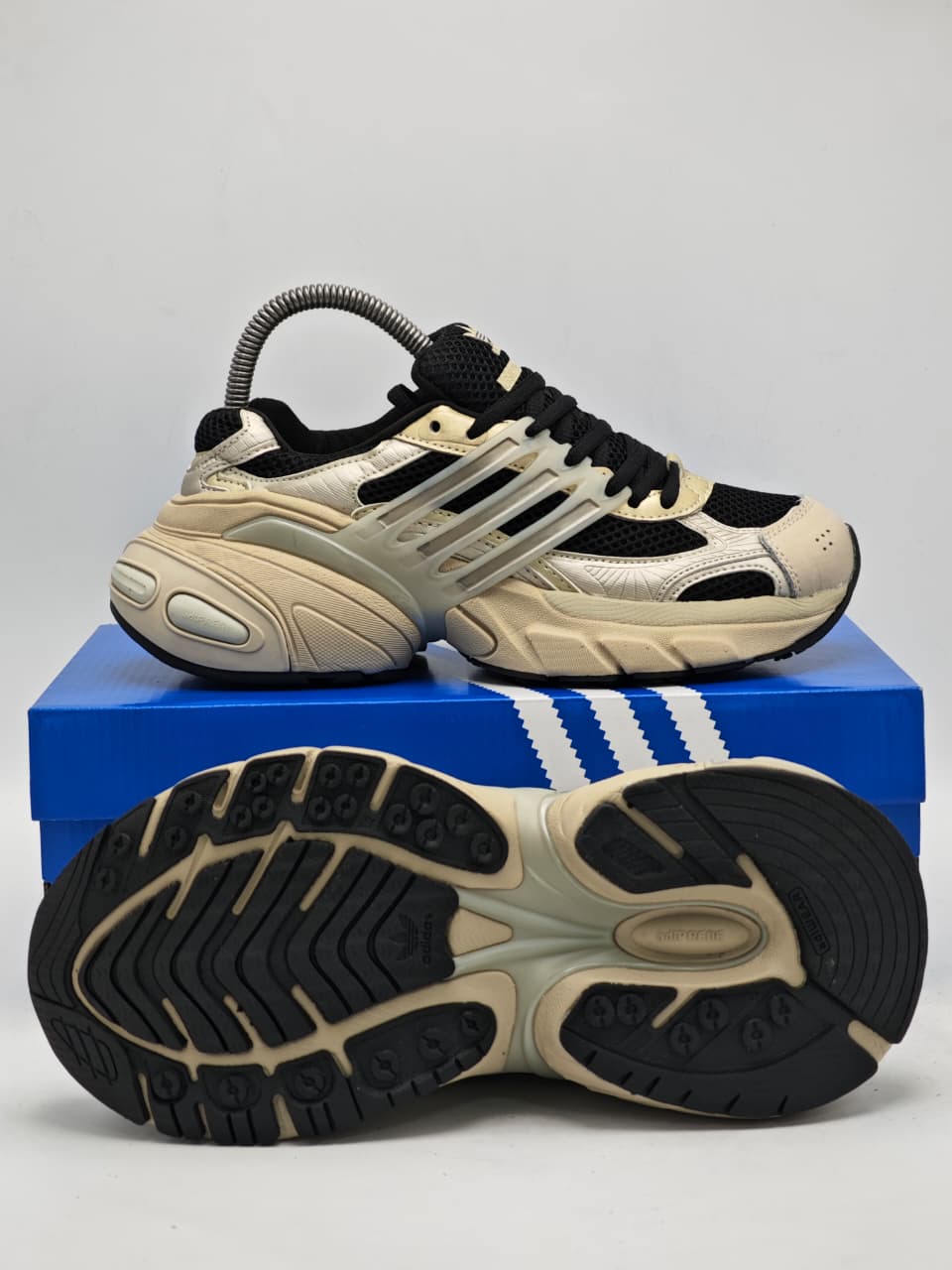 Adidas Orketro Black Cream