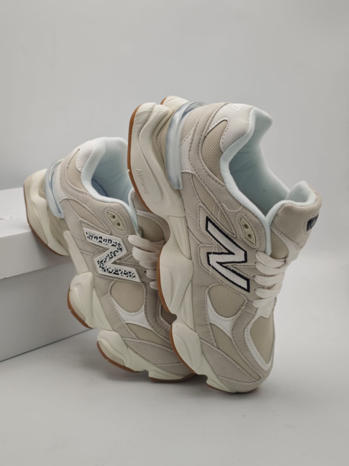 New Balance 990