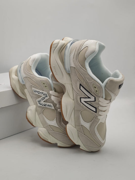 New Balance 990