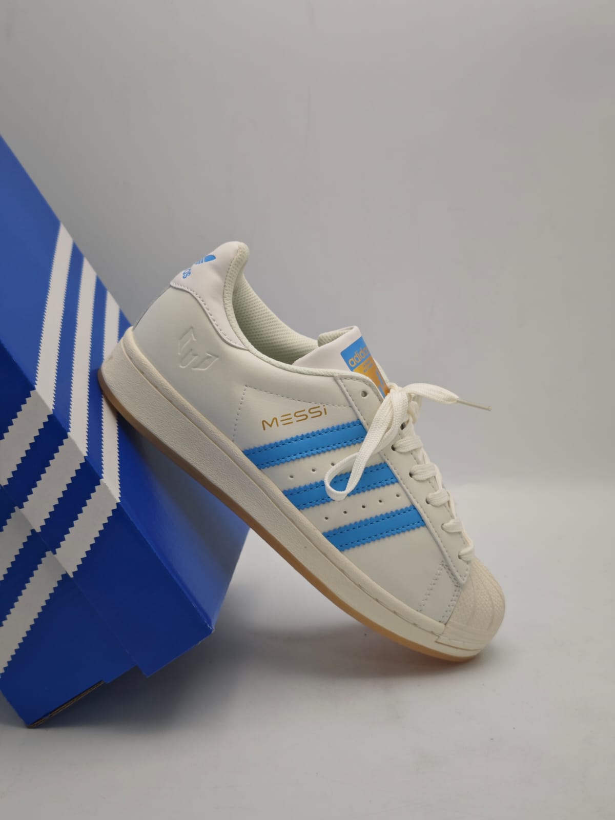 Adidas Superstar Messi