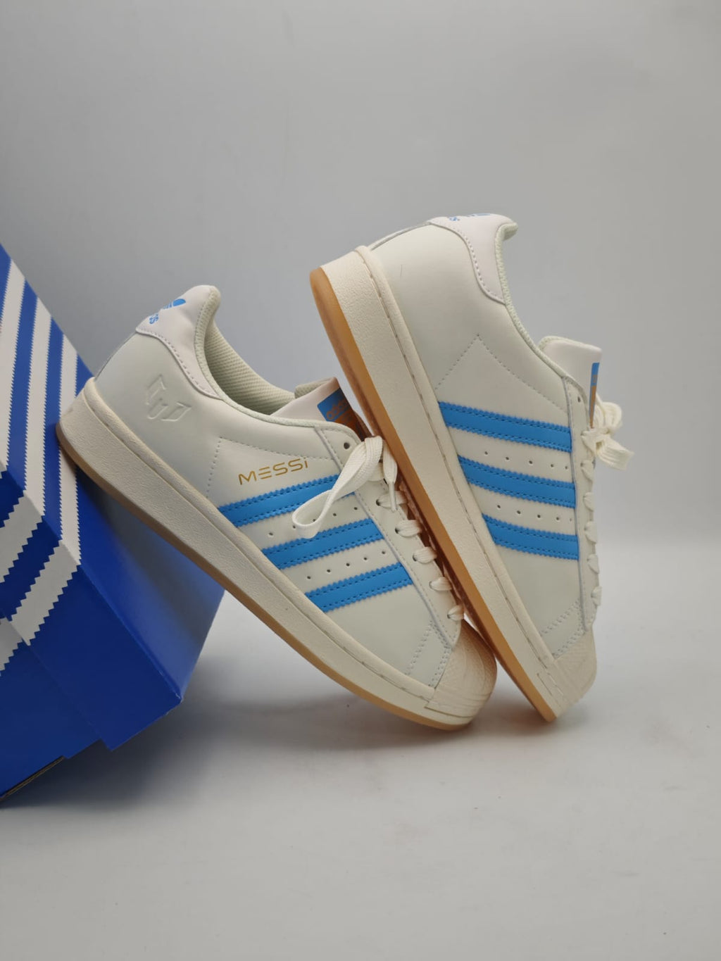 Adidas Superstar Messi