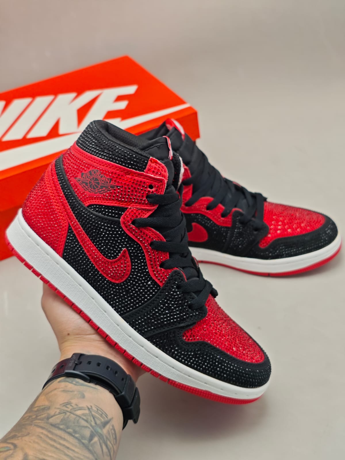 Jordan Retro 1 High “Bling Edition”