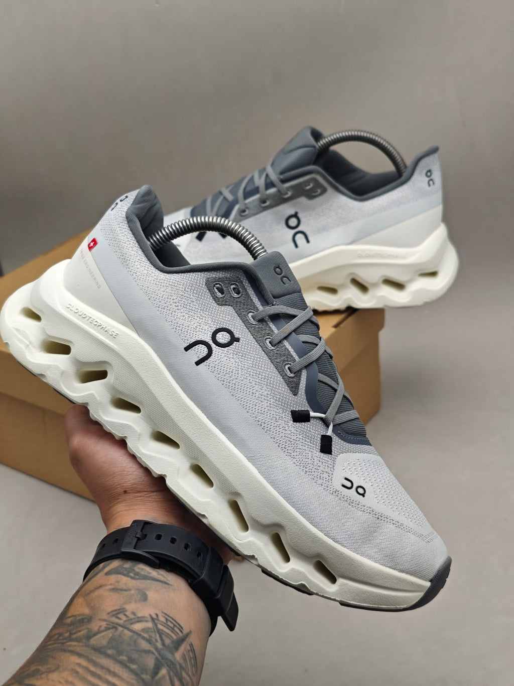 ON Cloudsurfer