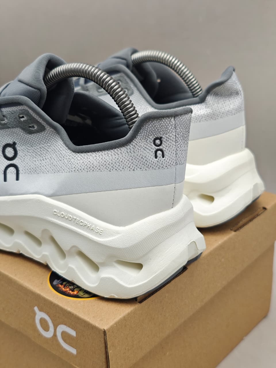 ON Cloudsurfer