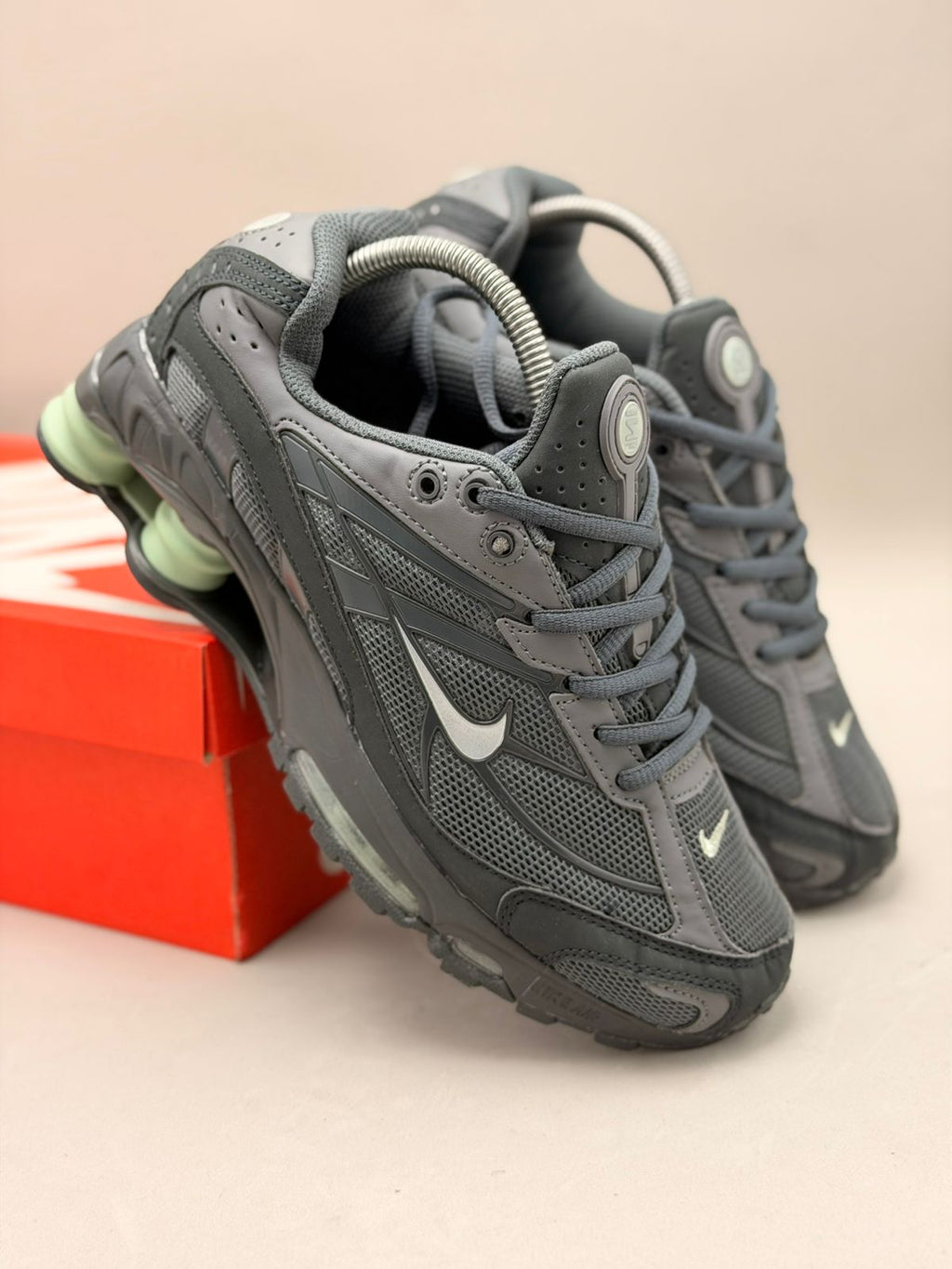 Nike Air Max Plus TN Shox
