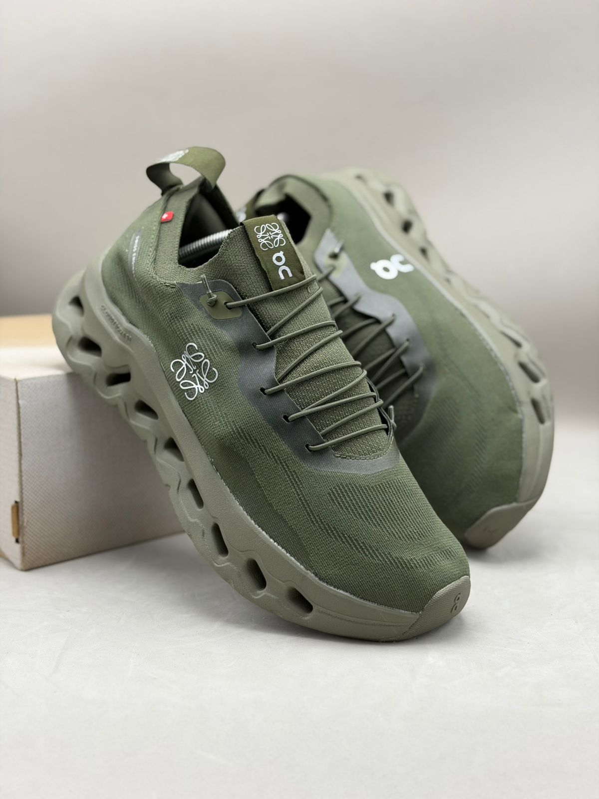 ON Running x LOEWE Cloudtilt Olive