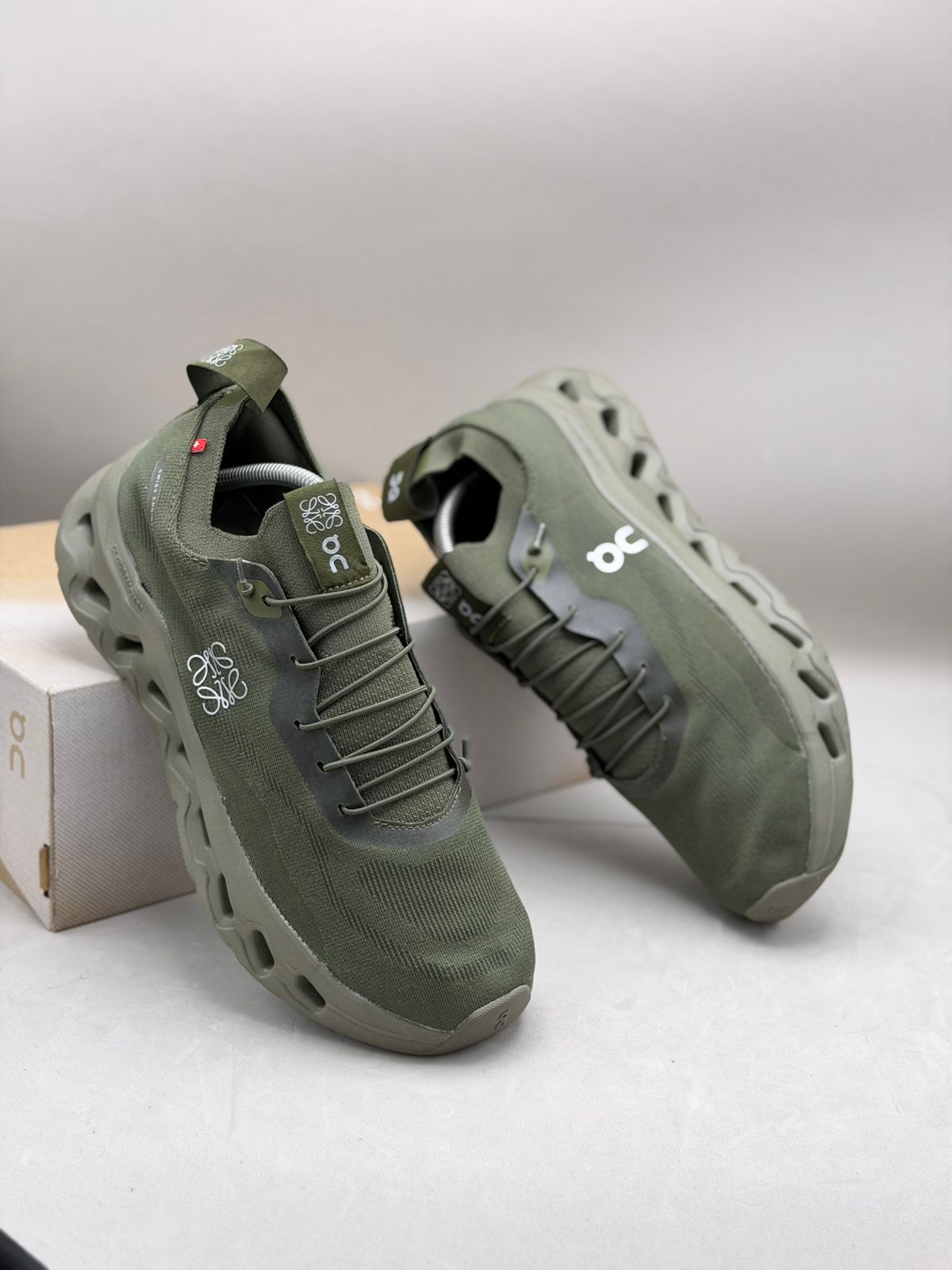 ON Running x LOEWE Cloudtilt Olive