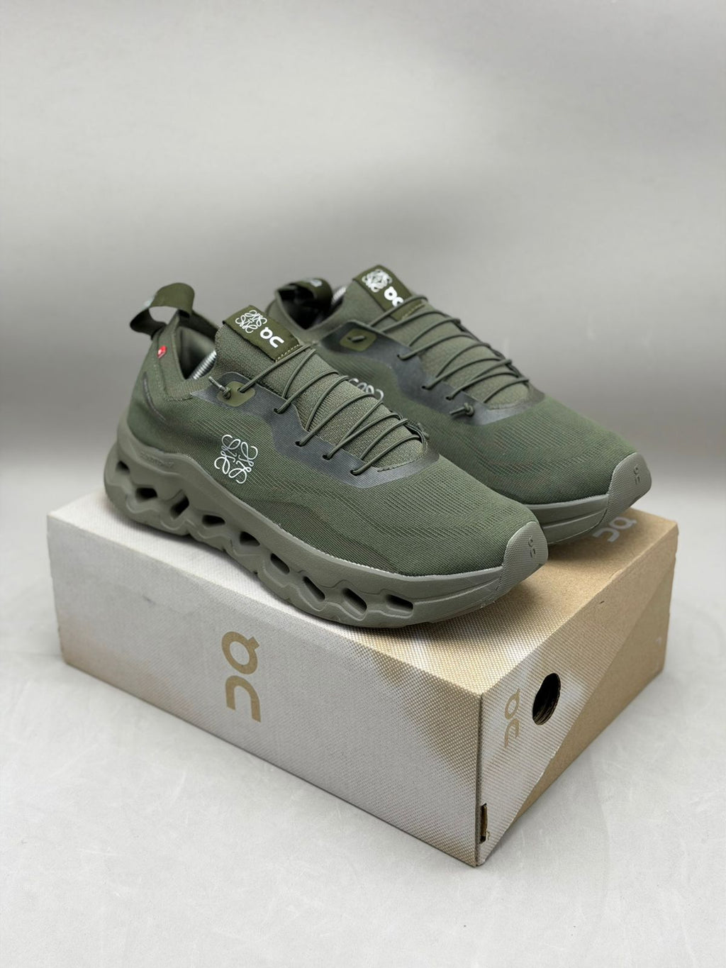 ON Running x LOEWE Cloudtilt Olive