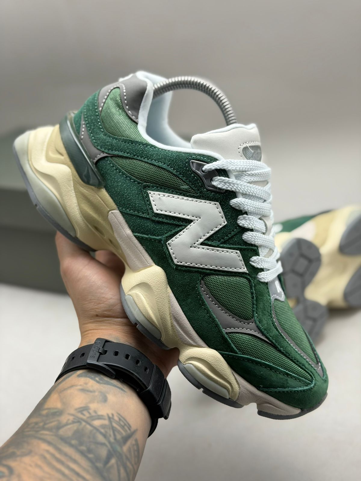 New Balance 9060