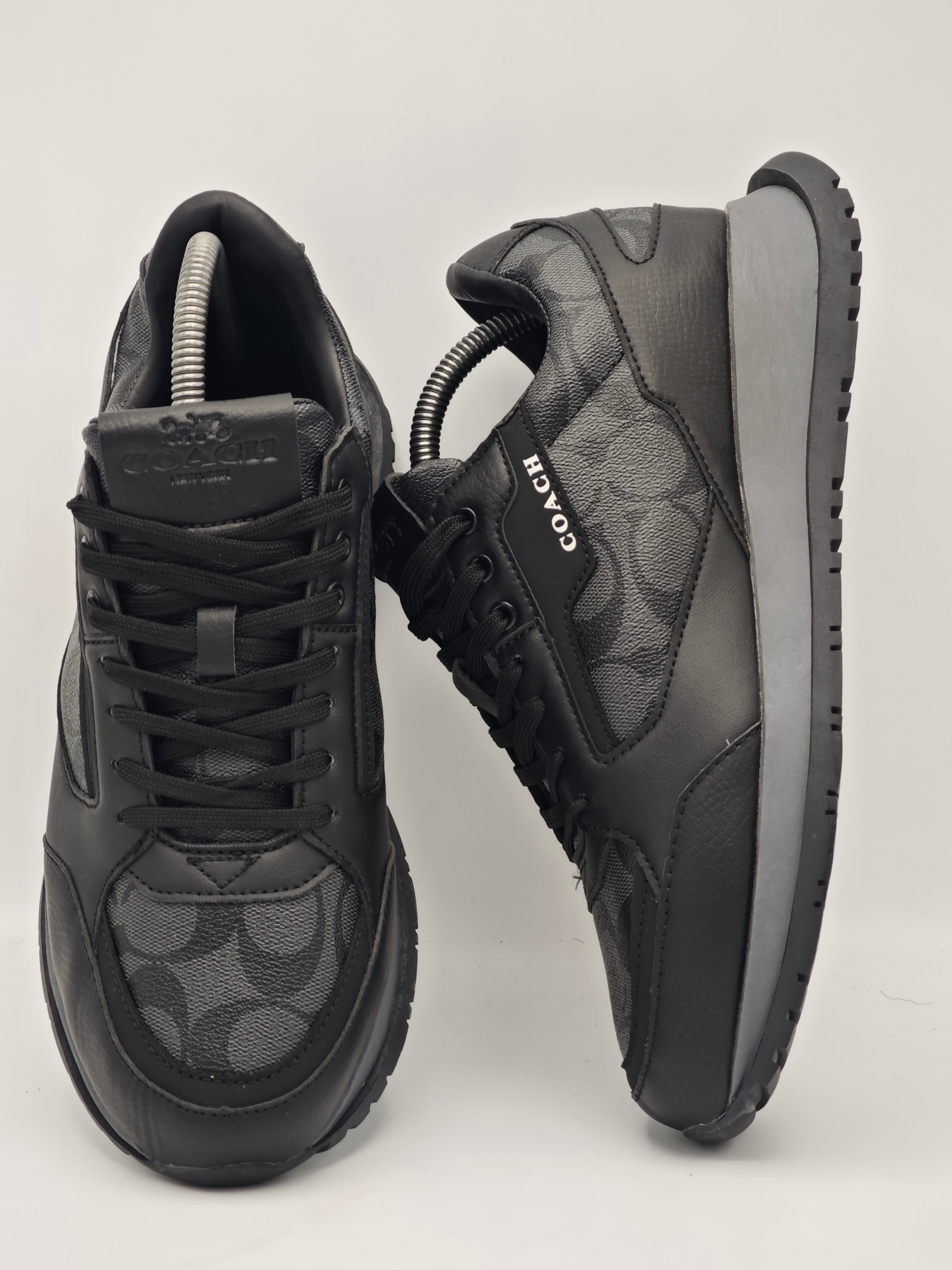 Coach Runner Monogram