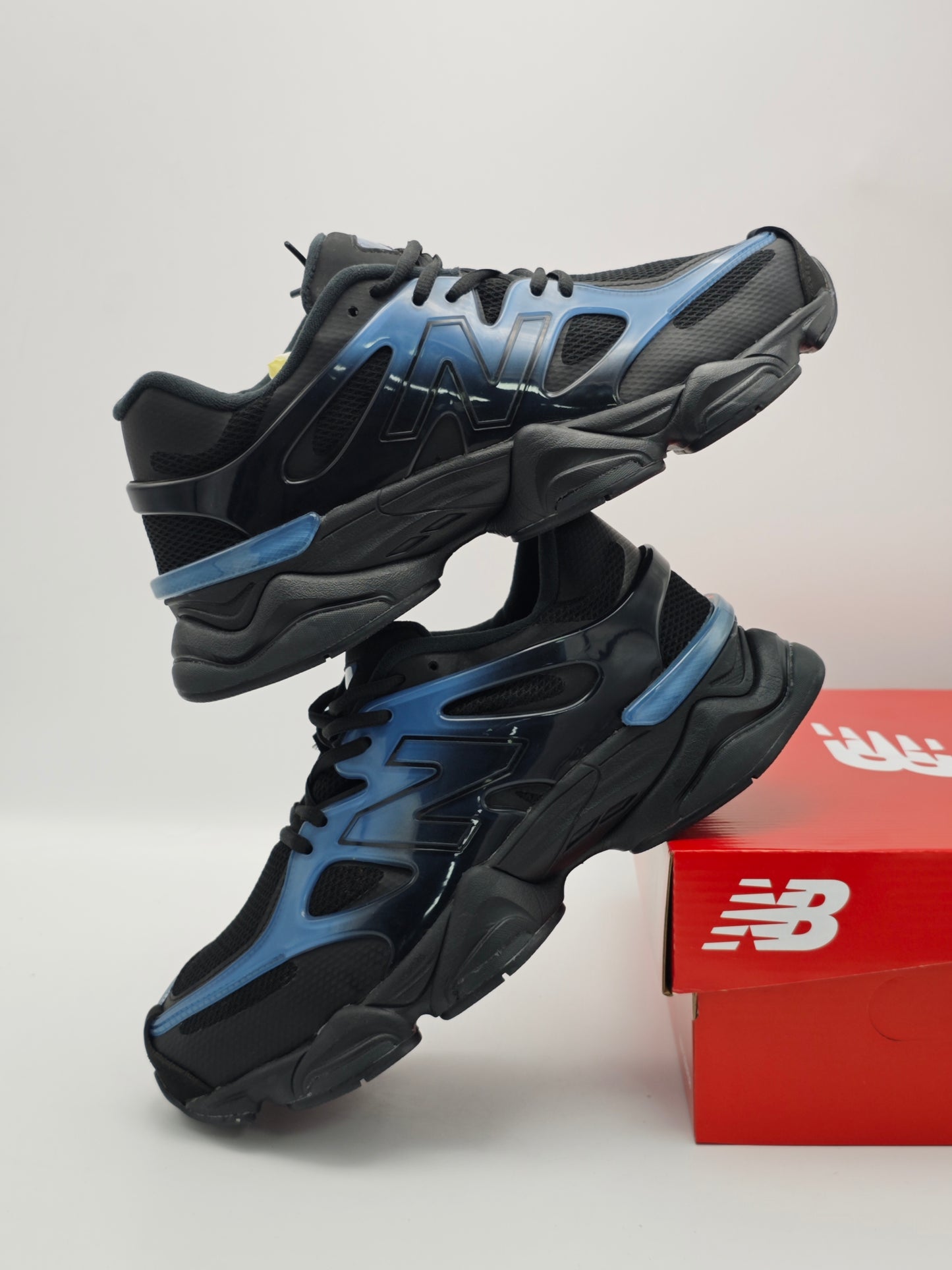 New Balance 9060