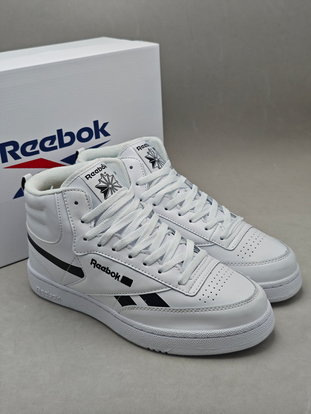 Reebok Mid Classic