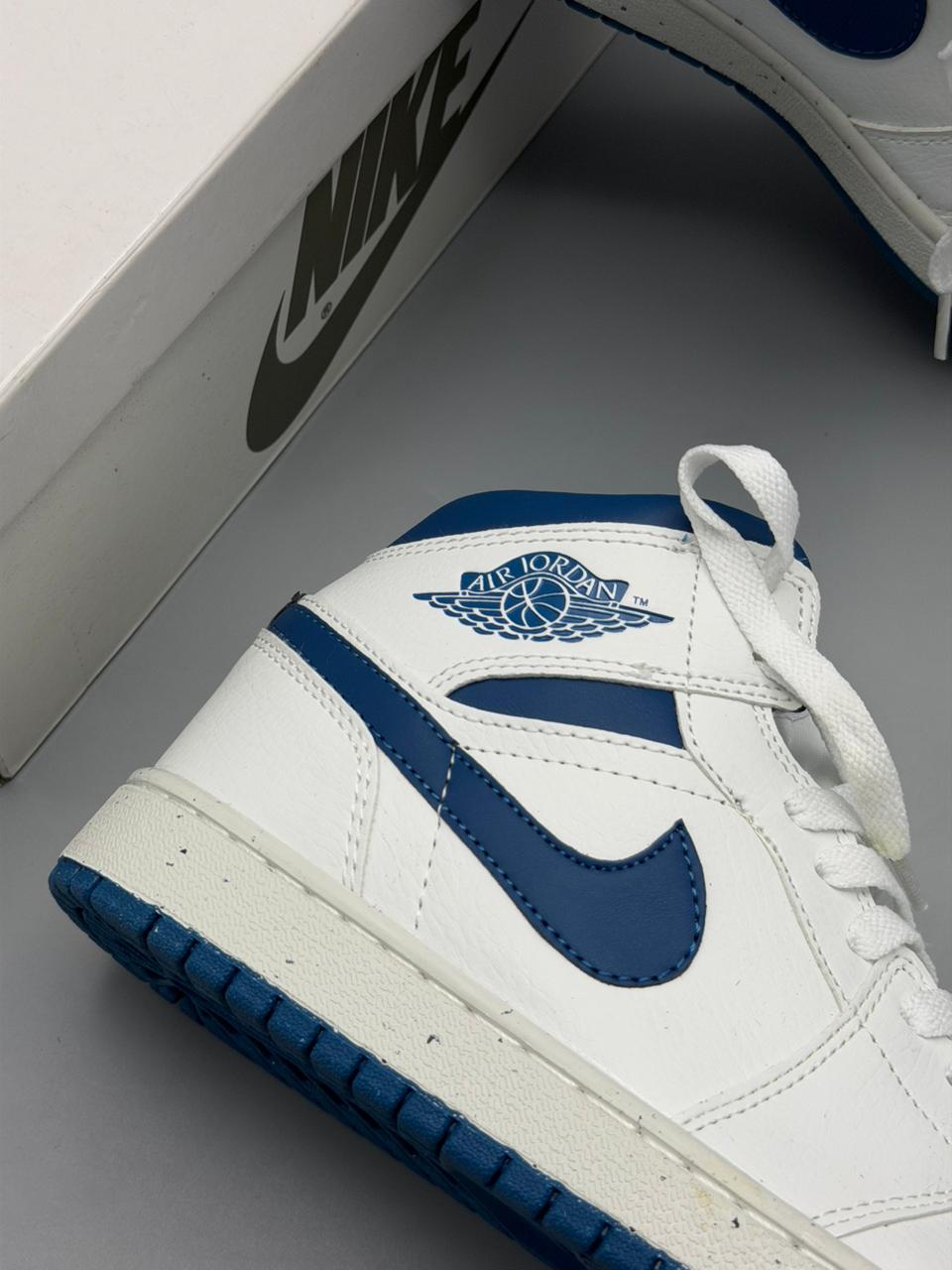 Jordan 1 Retro