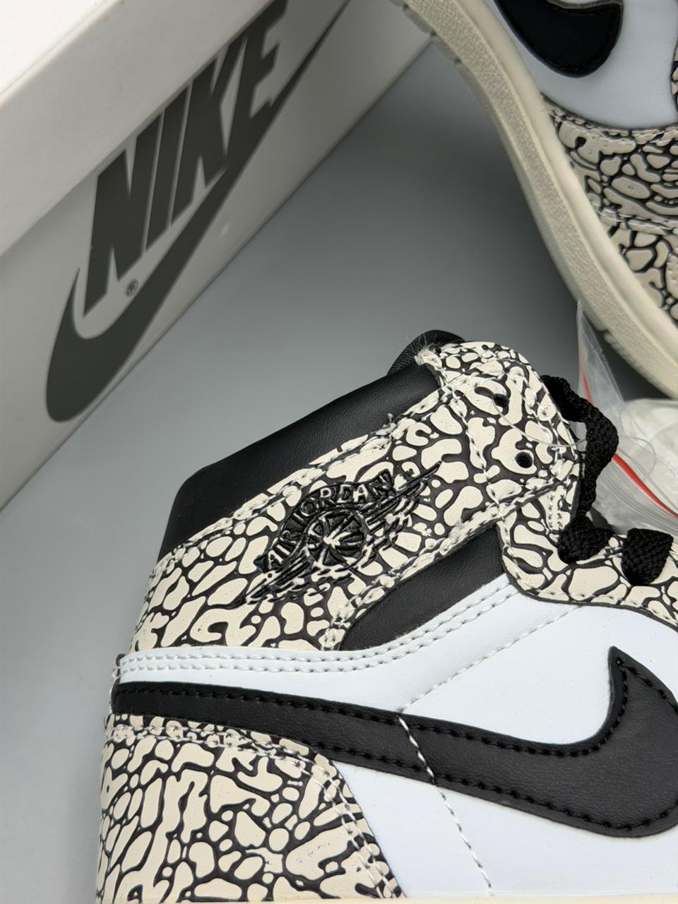 Jordan 1 Retro