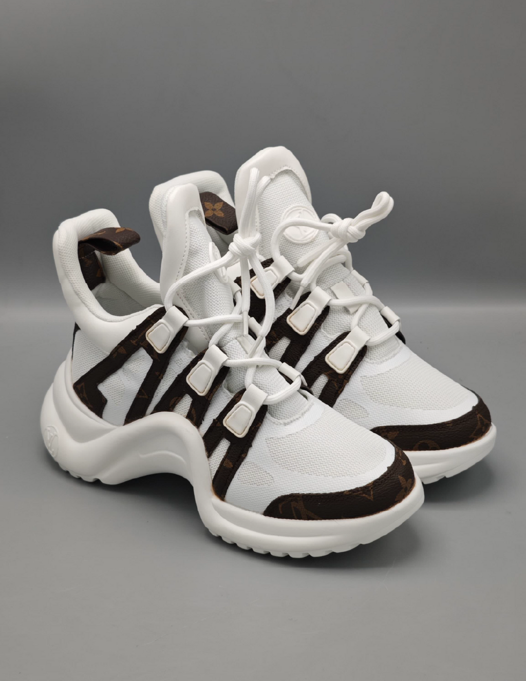 Louis Vuitton Archlight