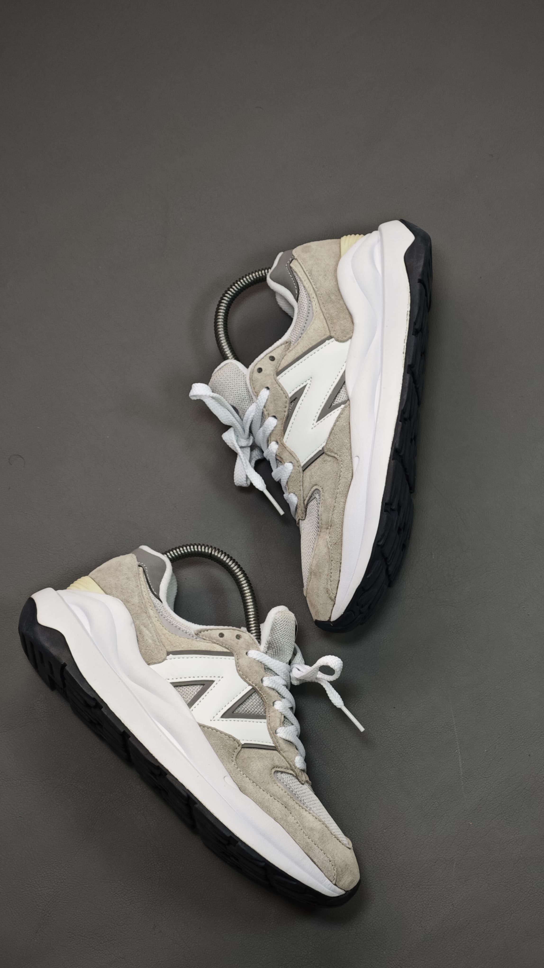 New Balance 5740