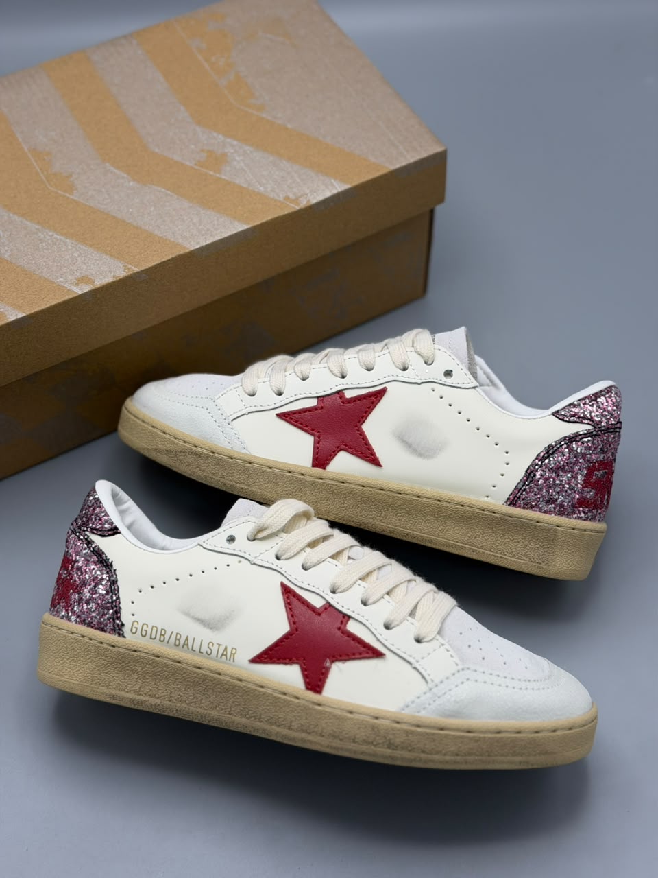 Golden Goose Ball Star "Red Glitter"