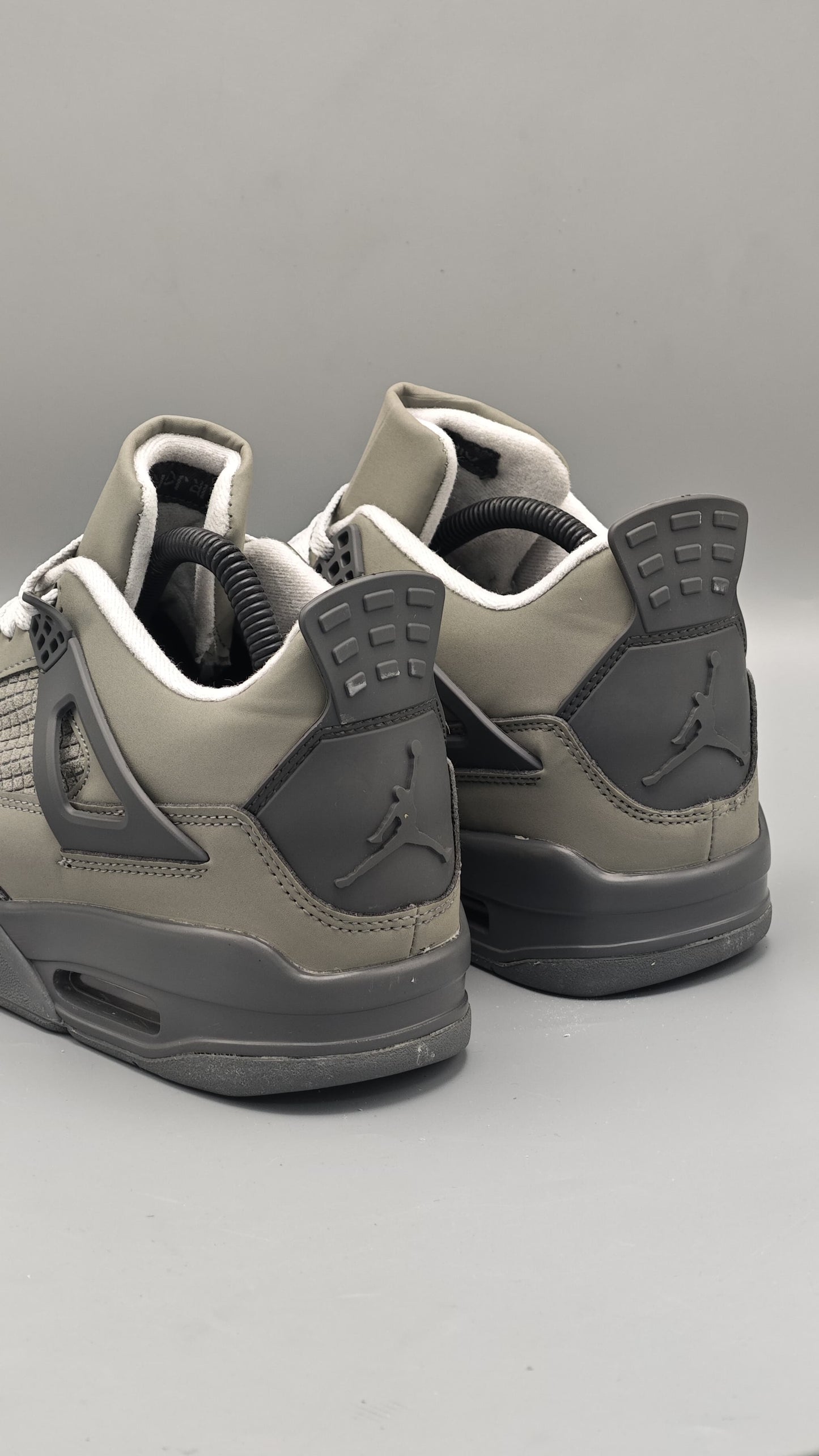 Air Jordan 4 Retro