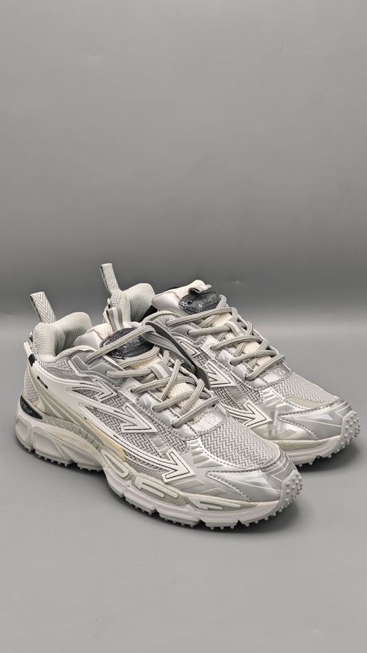 Off-White "Be Right Back"