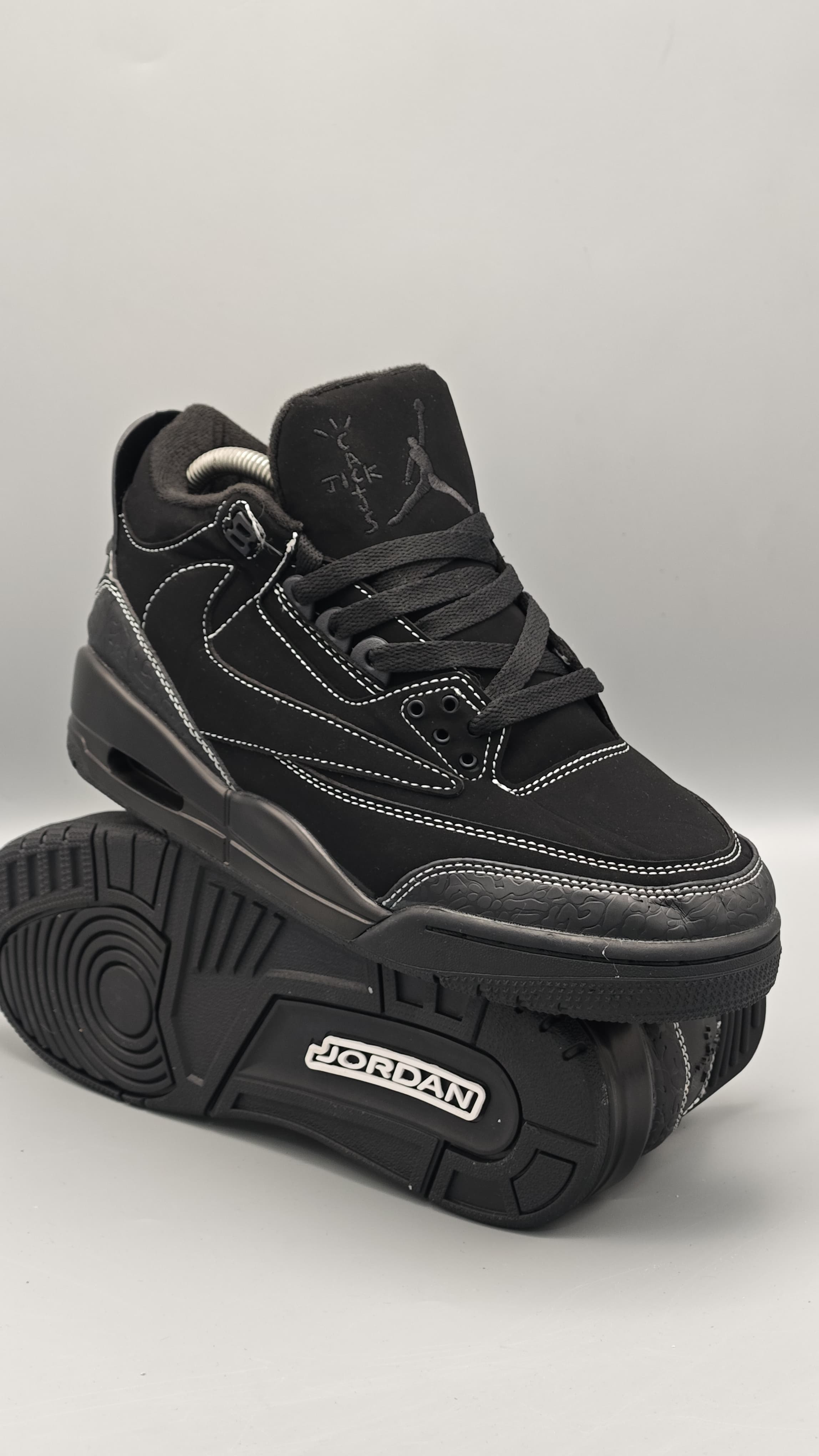 Jordan Retro 3 Travis