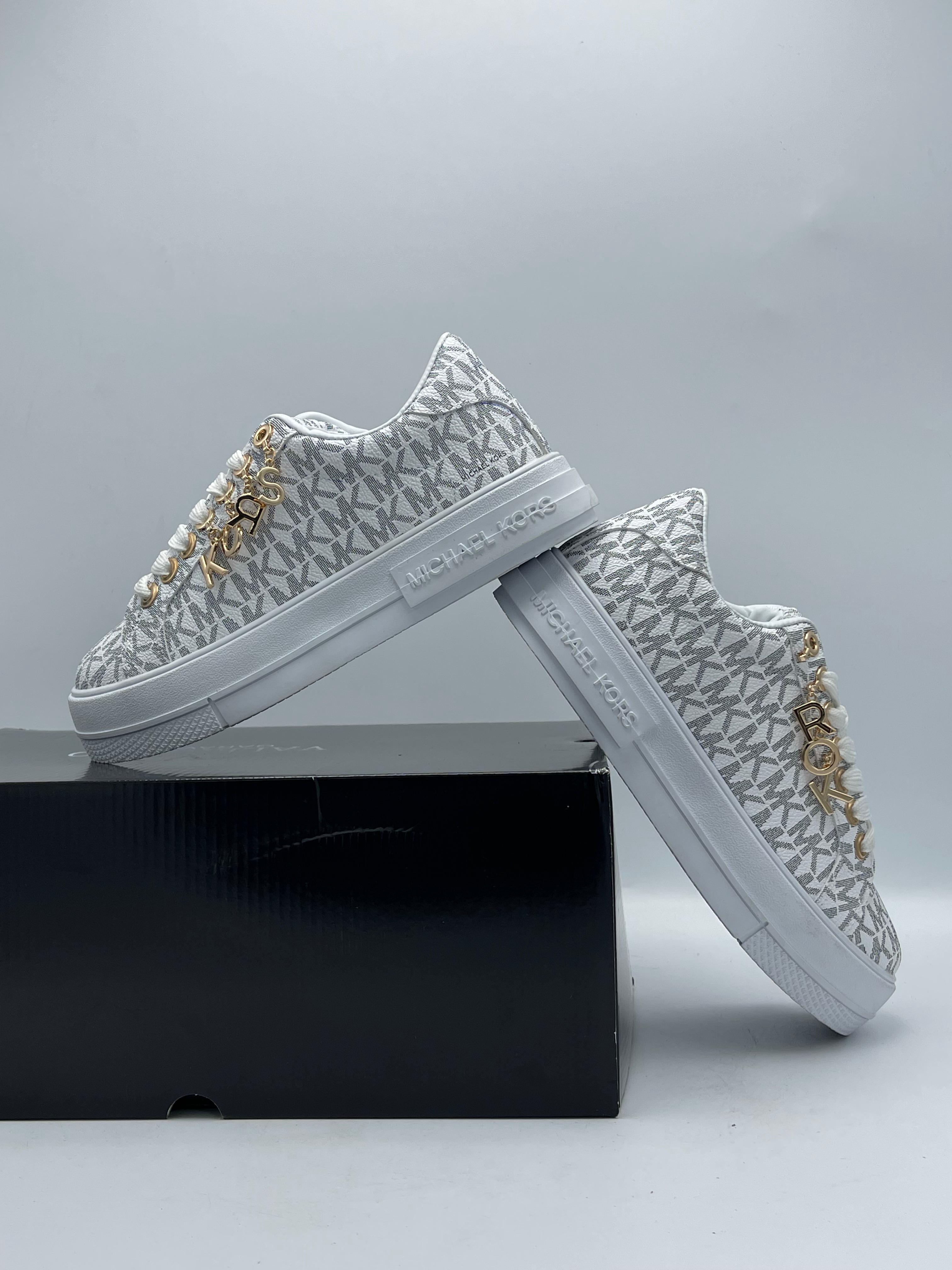 Michael Kors All Logo