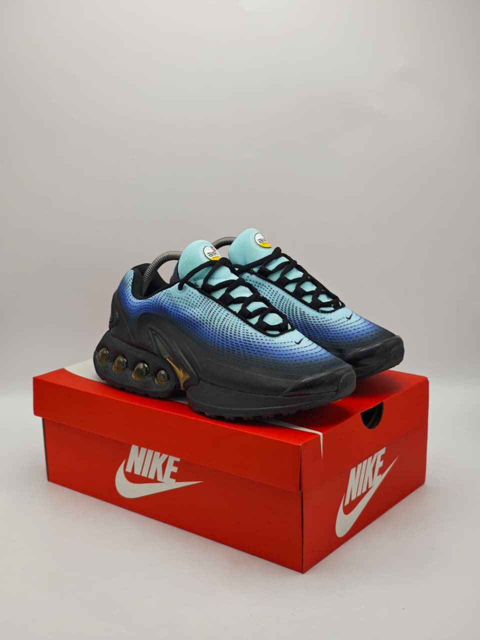 Nike Shox R4 Blue Gradient