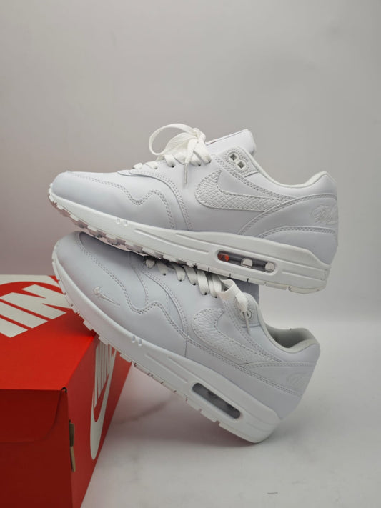 Nike Air Max 1 Supreme
