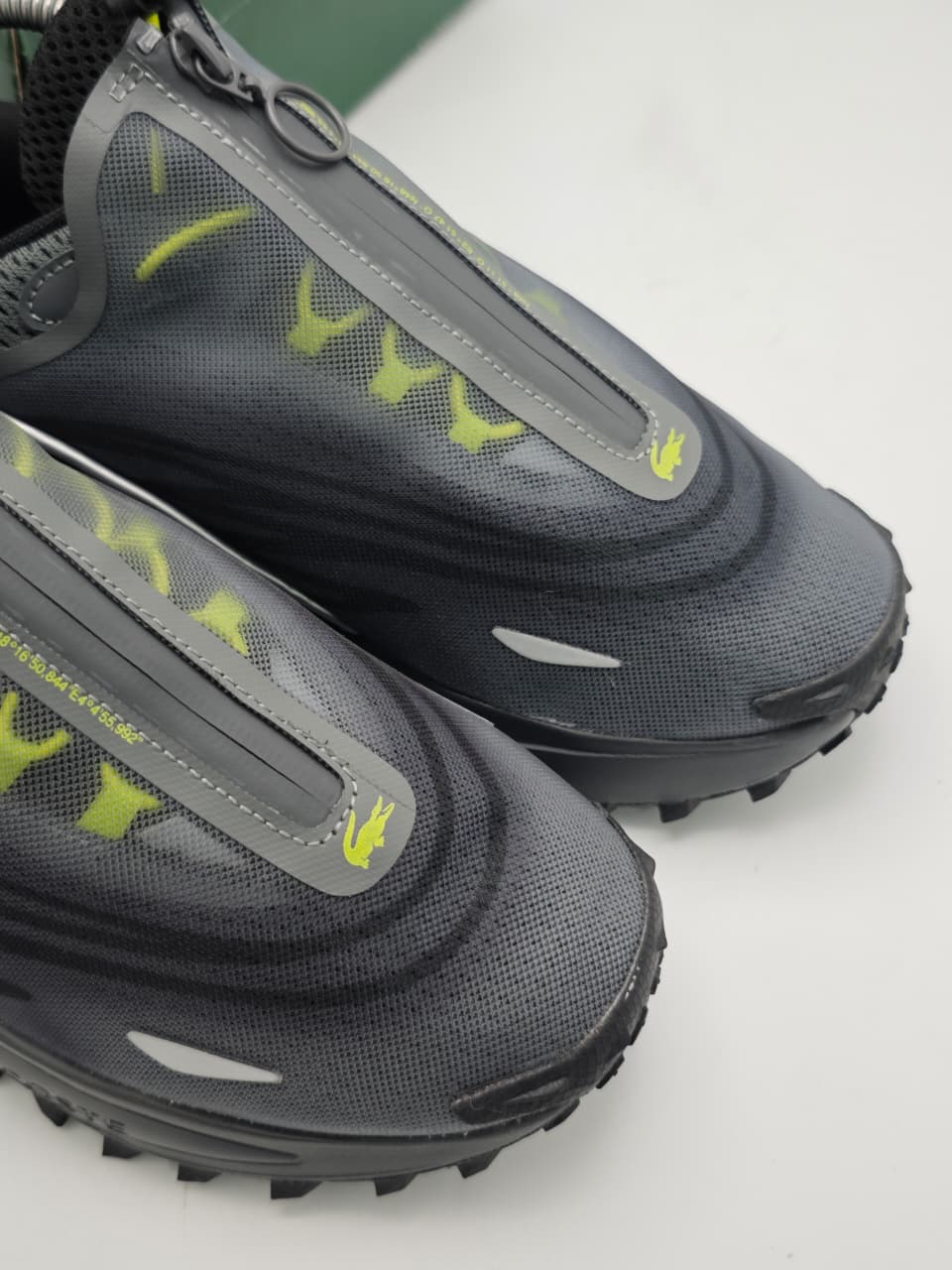 Lacoste Active Runway Black Neon