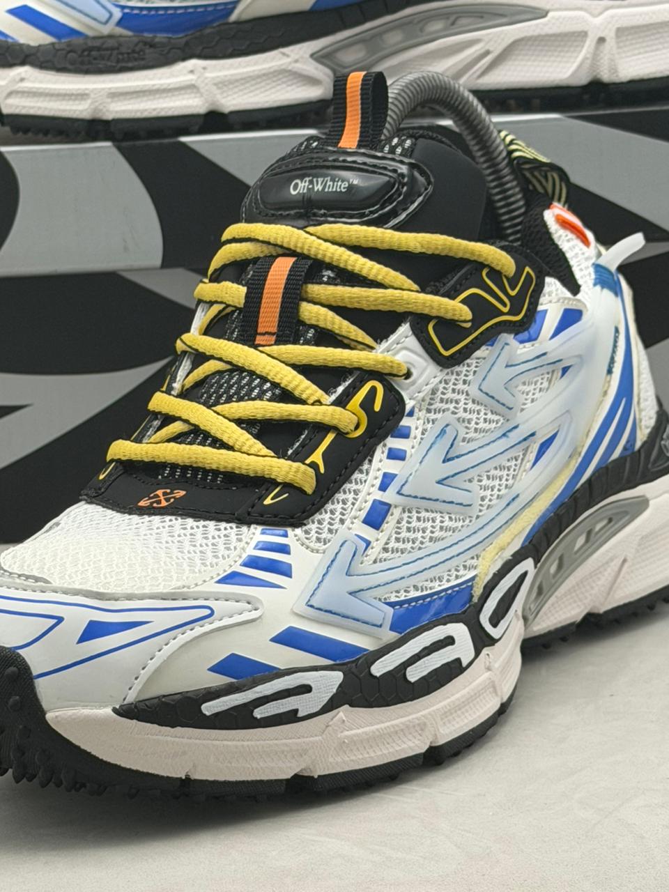 Off-White Trail Runner Blue
