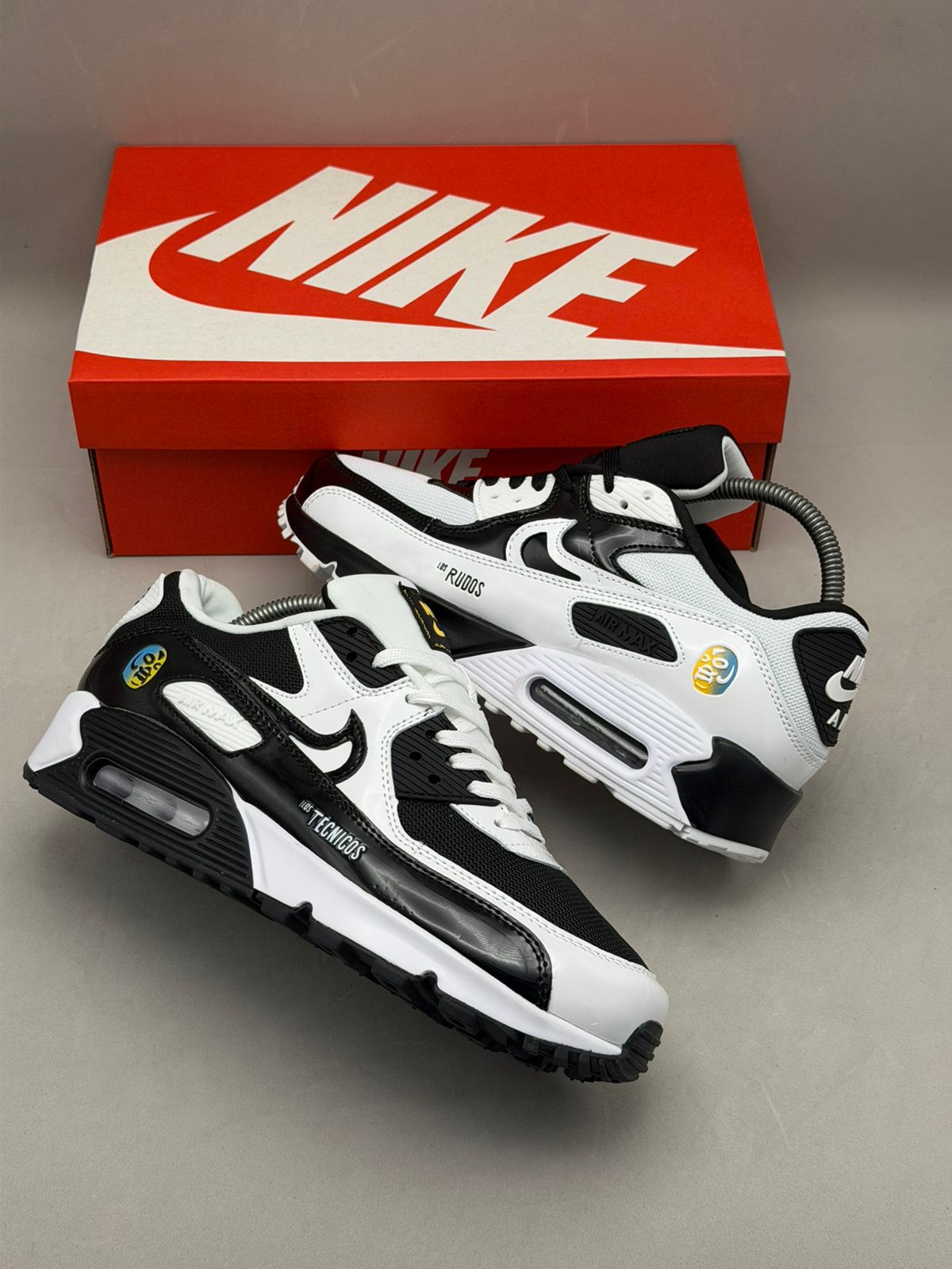 Nike Air Max 90