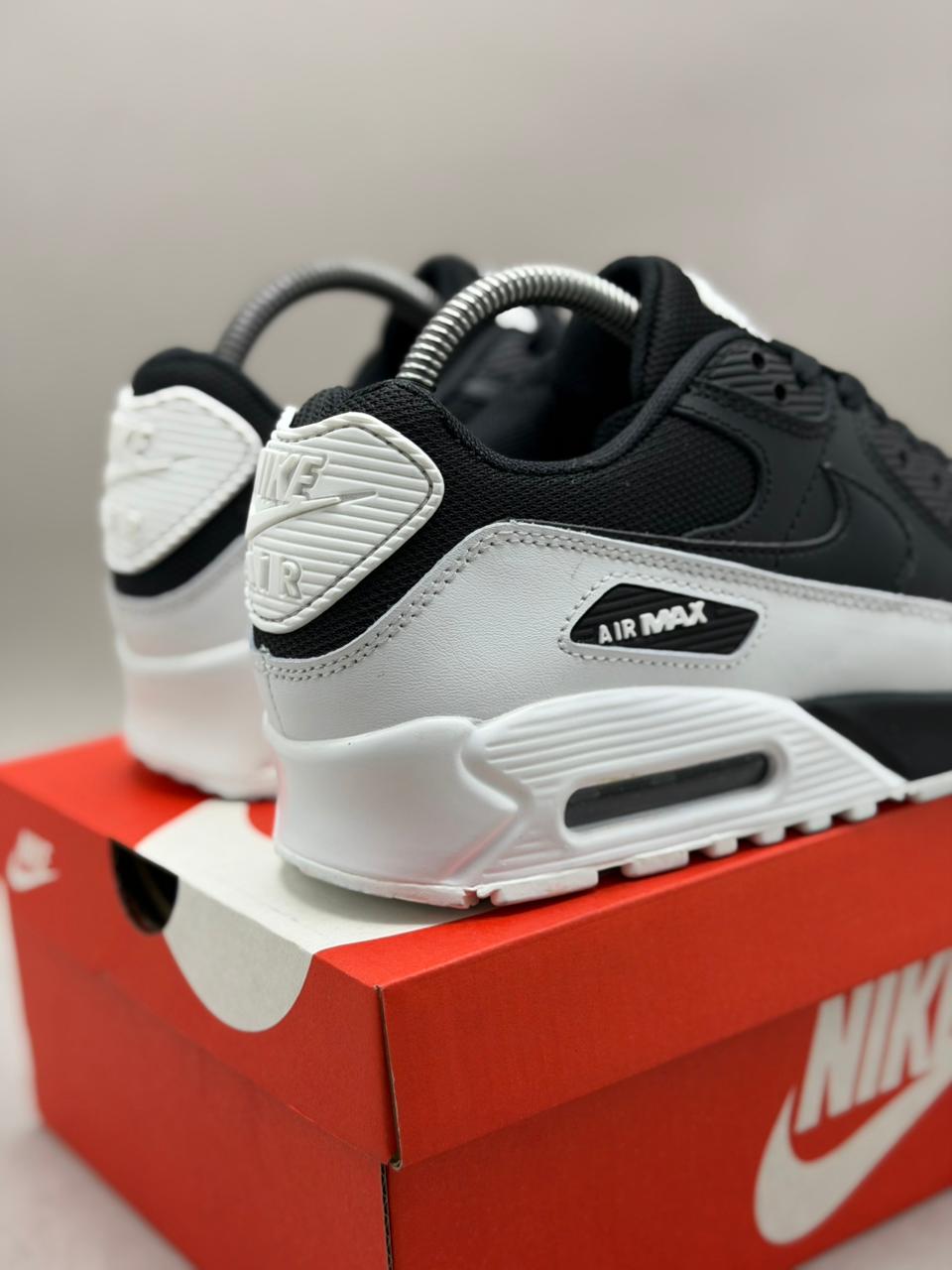 Nike Air Max 90