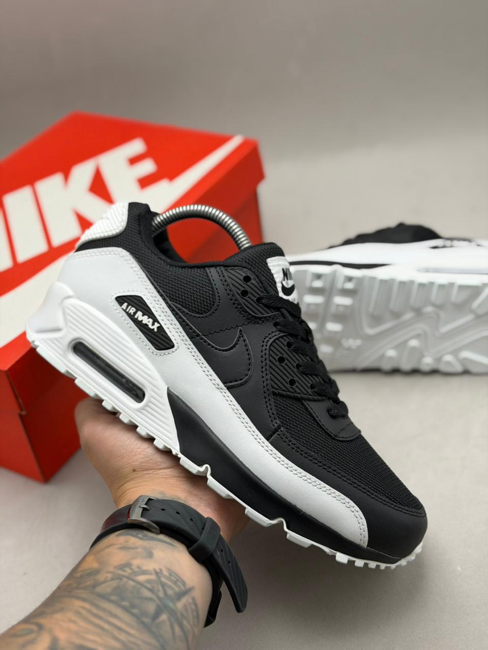 Nike Air Max 90