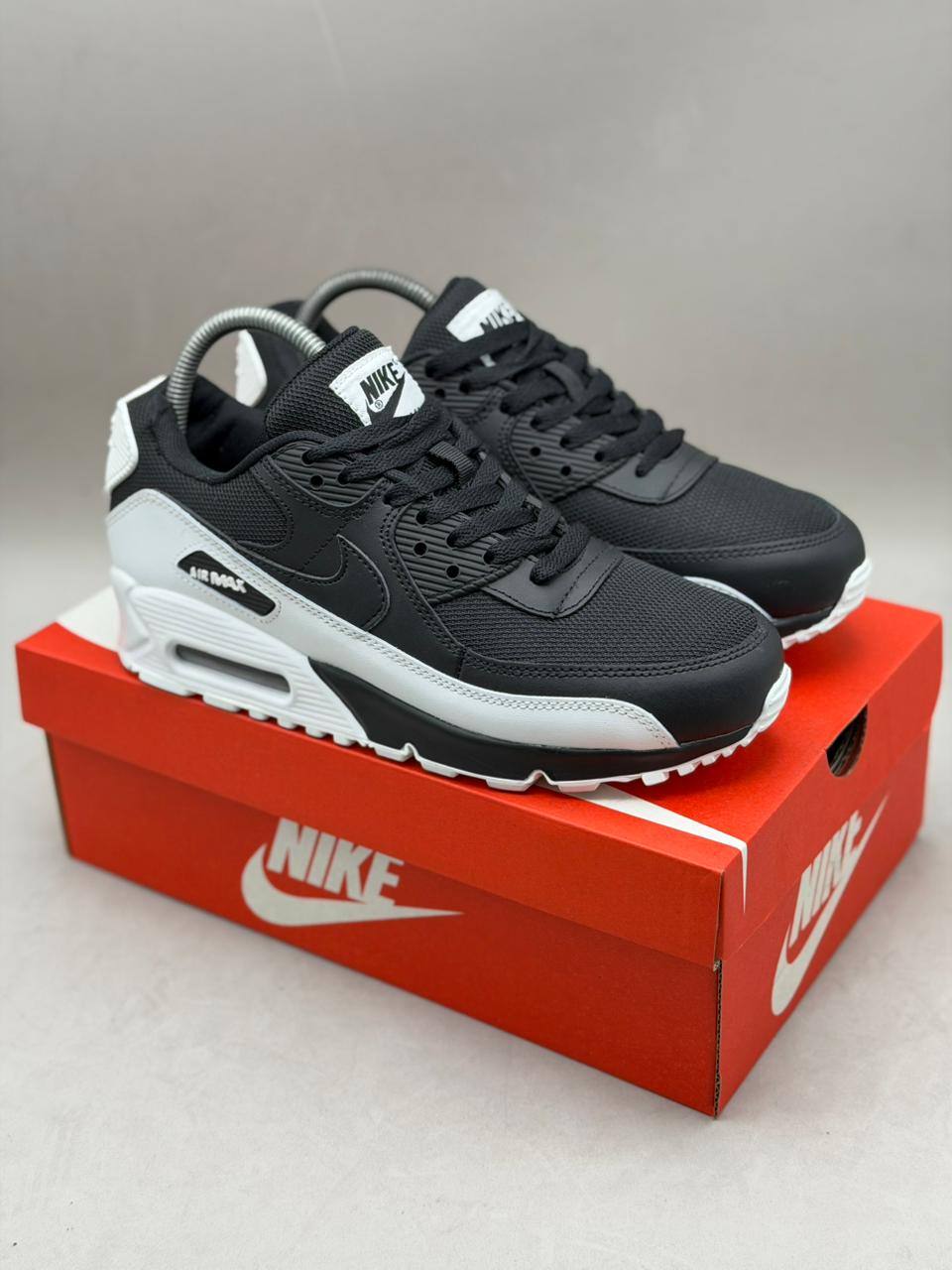 Nike Air Max 90