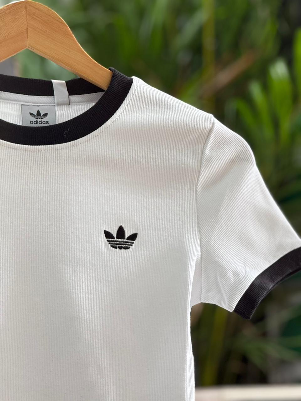 Camiseta Adidas Blanca