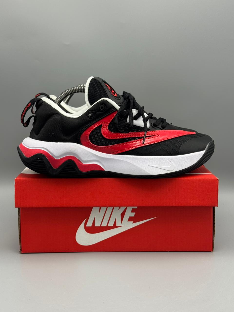 Nike Giannis