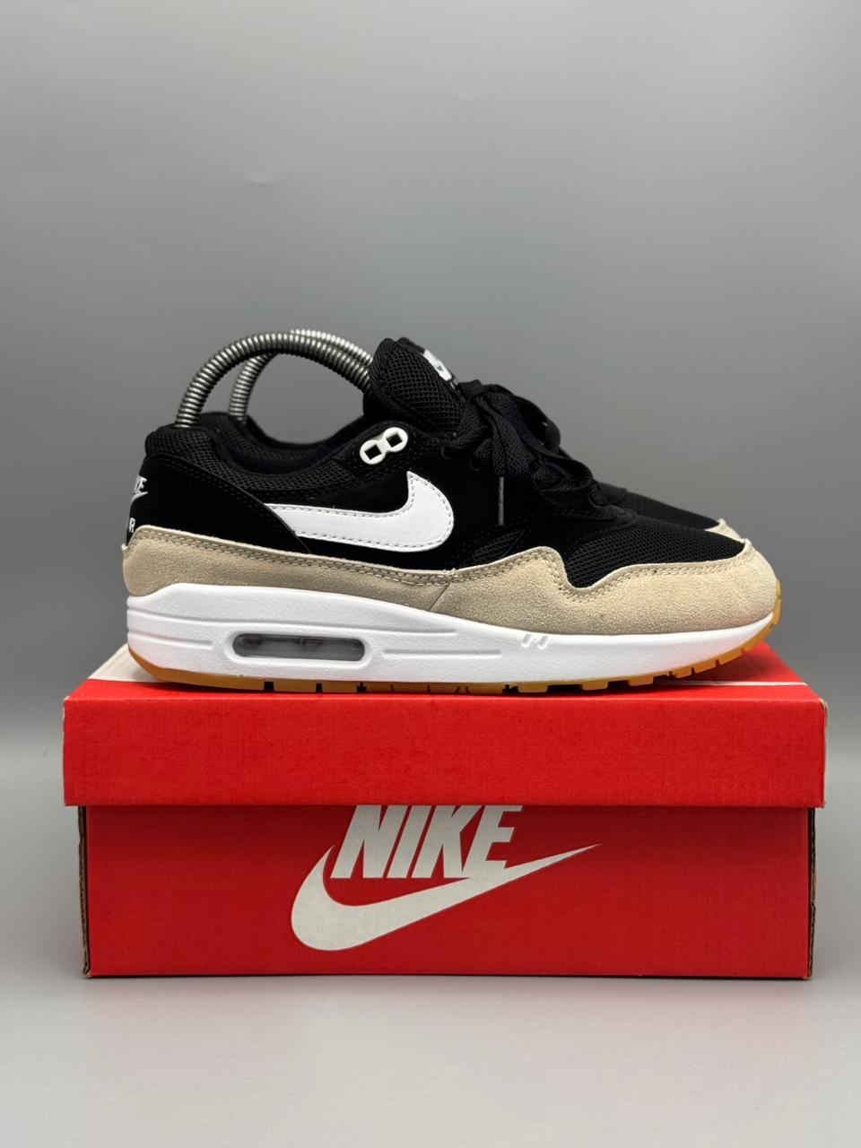 Air Max 1 Black