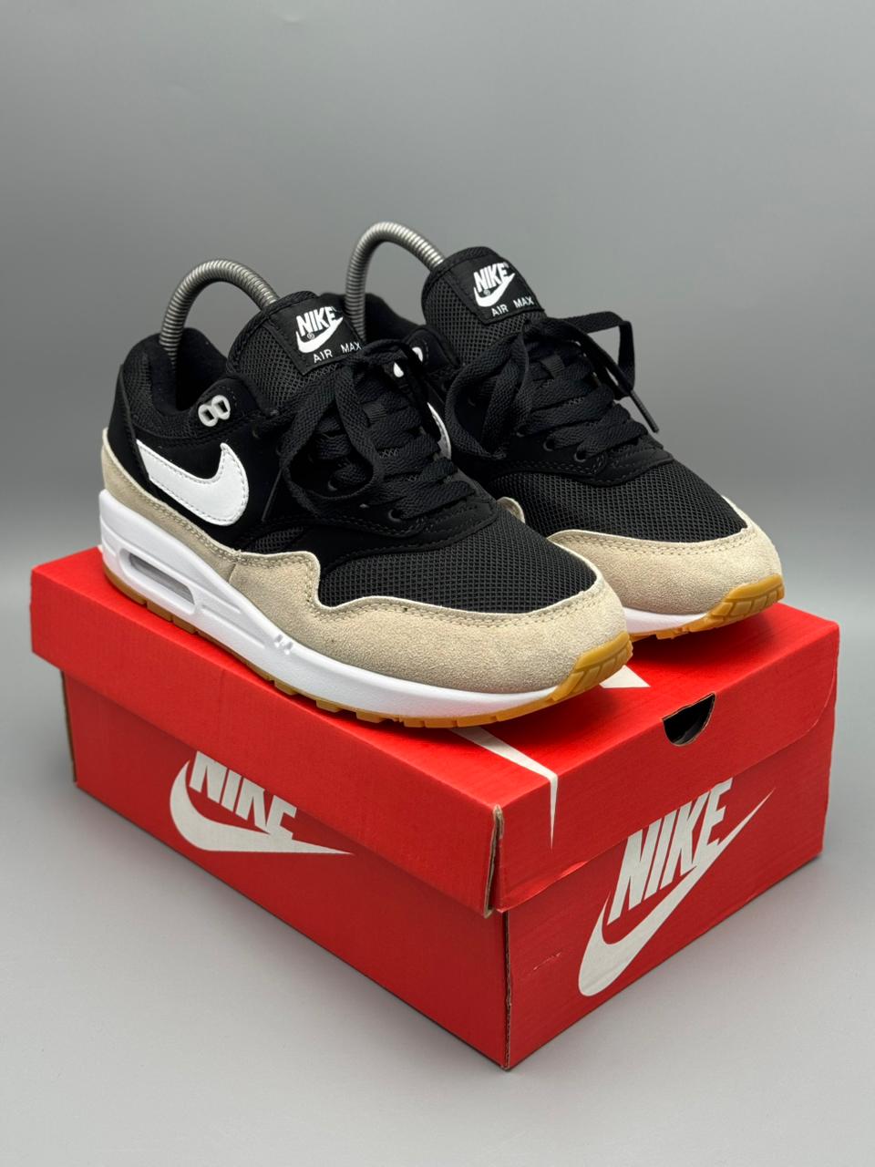 Air Max 1 Black